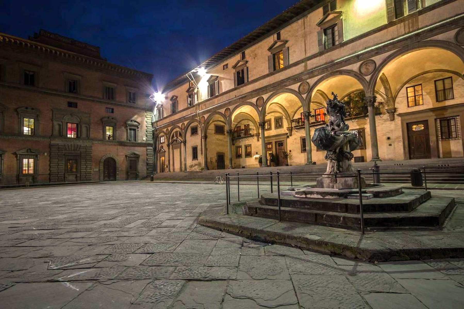 Великолепный пентхаус площадью 520 кв.м в историческом флорентийском палаццо - 1