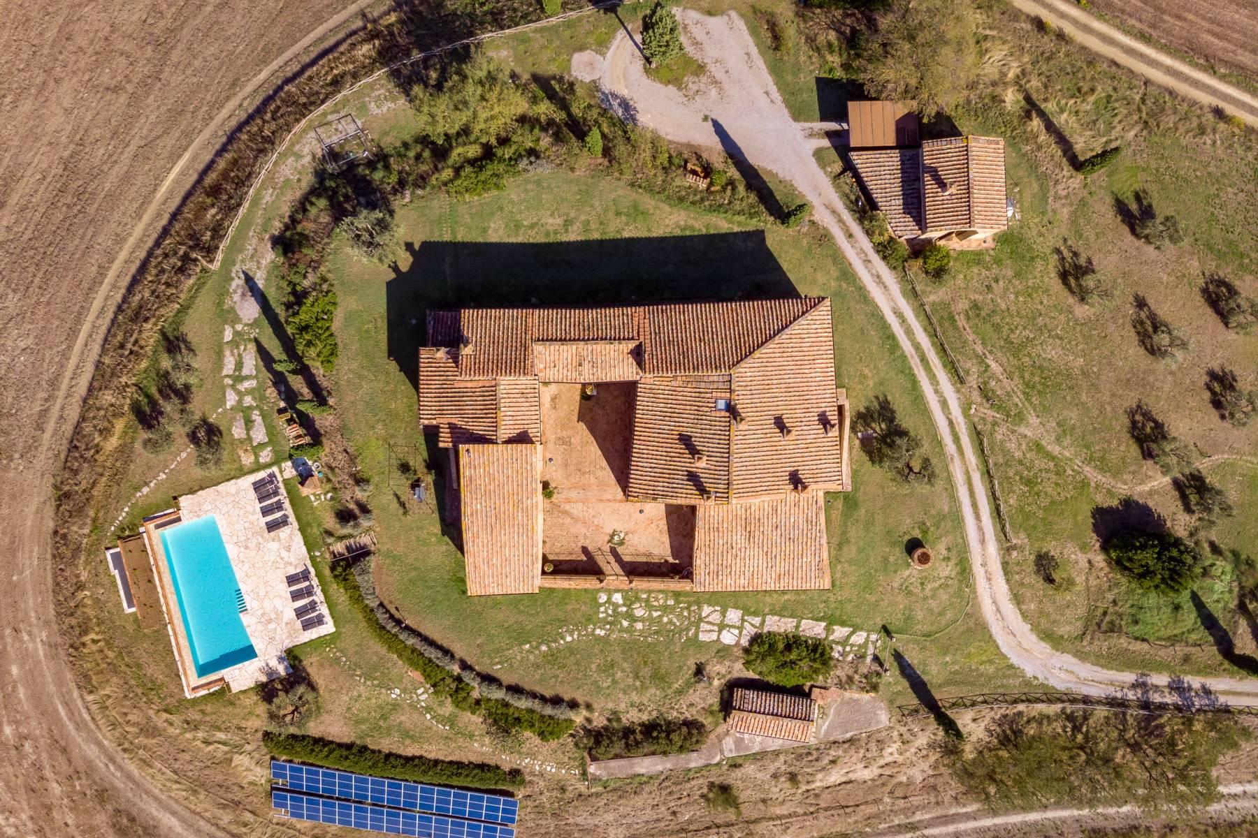 Wunderschönes toskanisches Bauernhaus auf den Hügeln von Siena - 16