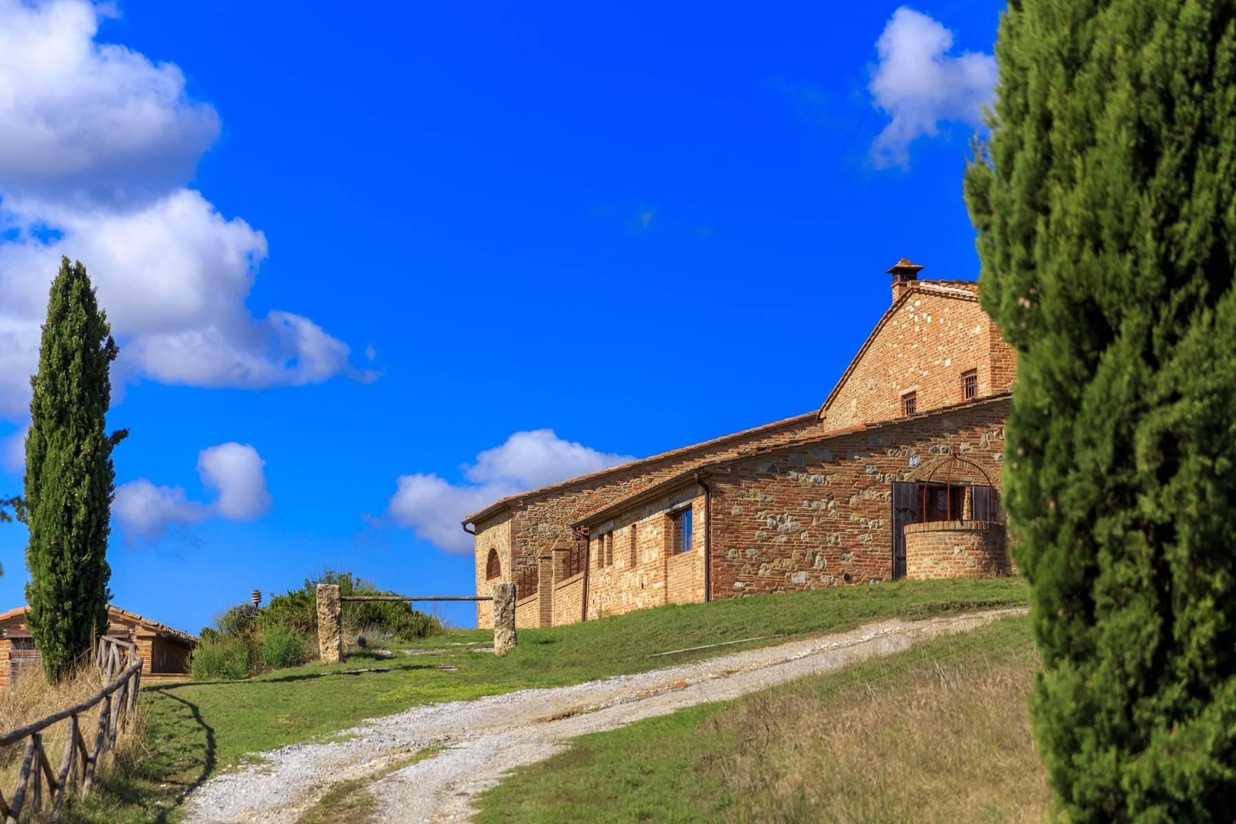 Wunderschönes toskanisches Bauernhaus auf den Hügeln von Siena - 23