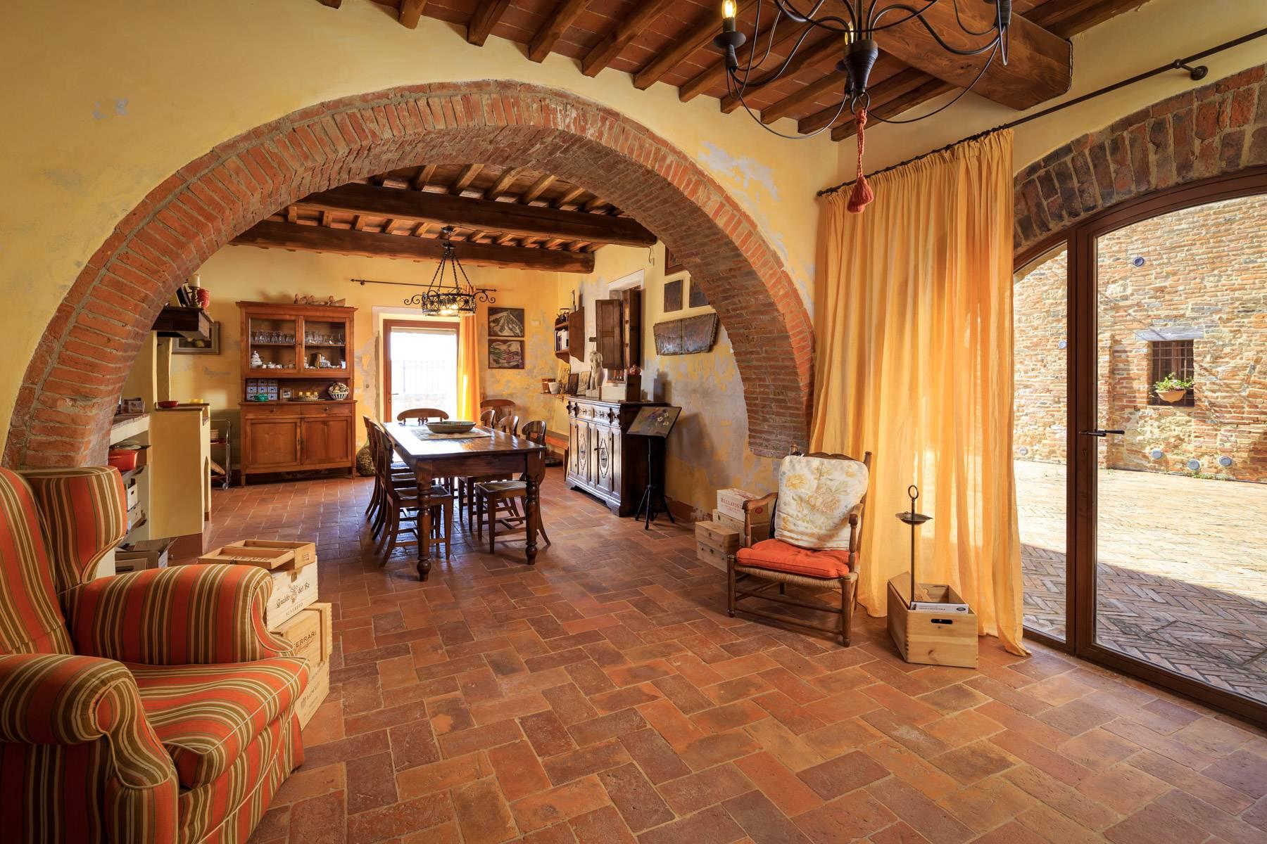 Wunderschönes toskanisches Bauernhaus auf den Hügeln von Siena - 6