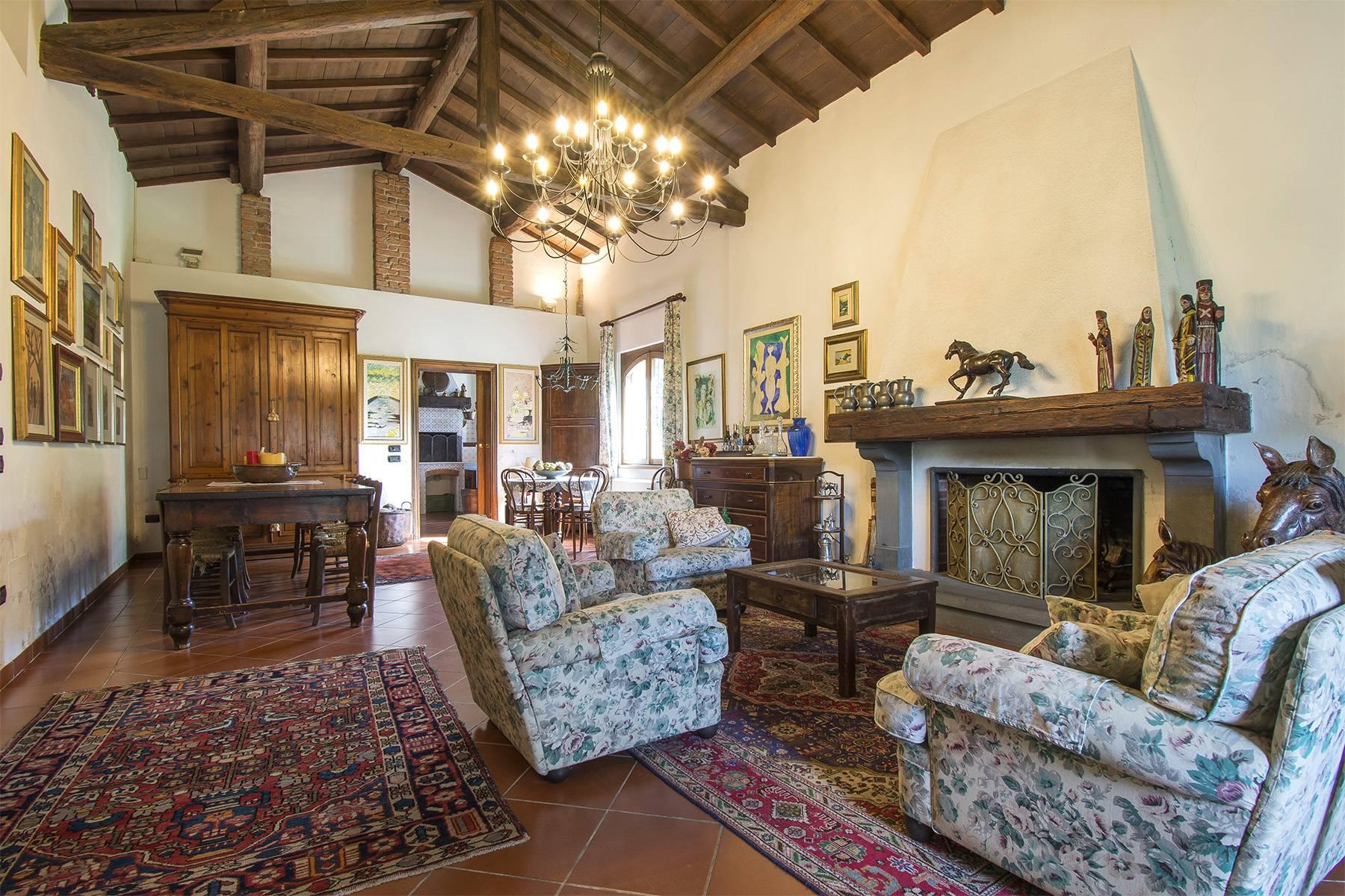 Equestrian farmhouse in the Tuscan countryside - 8