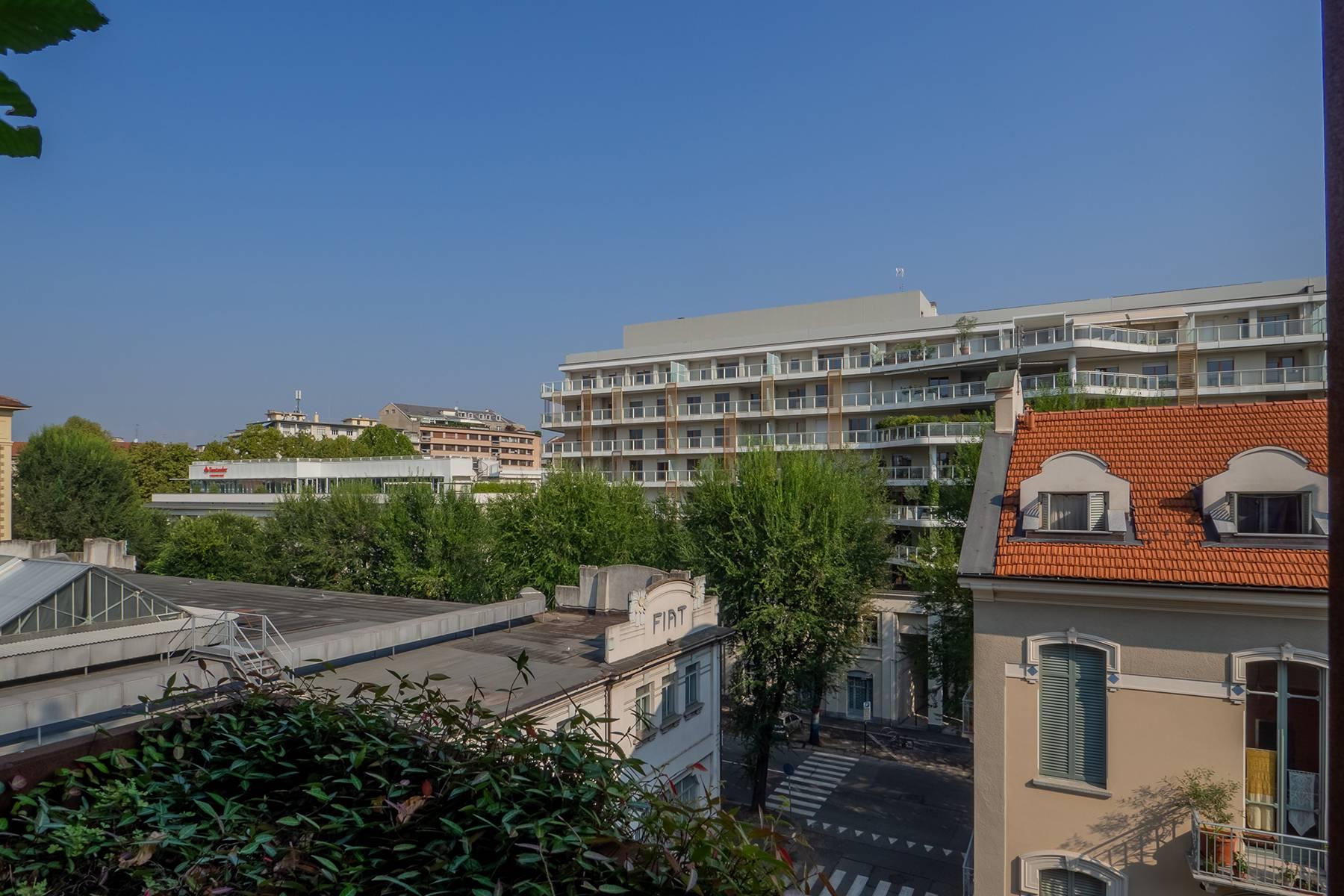 Красивые апартаменты с видом на парк Valentino - 18