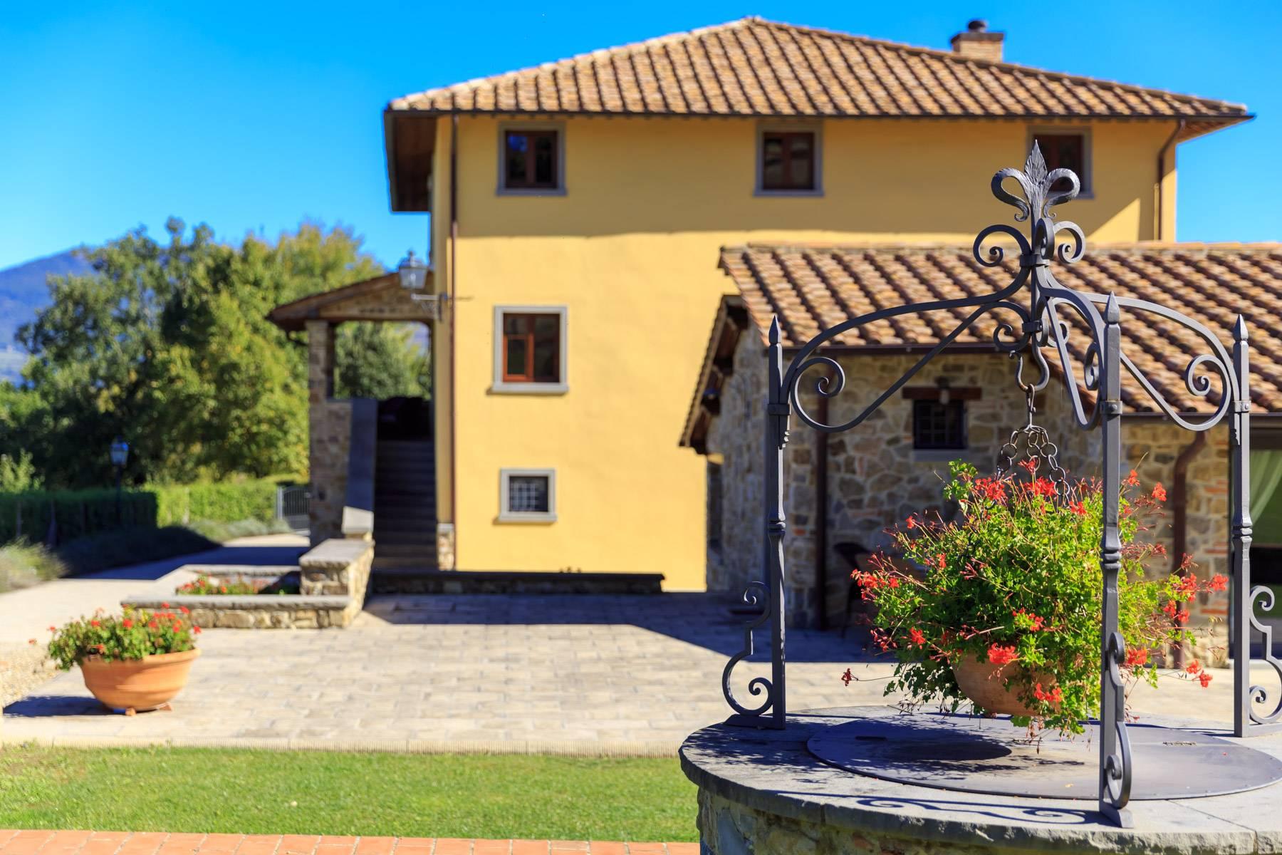 Wunderschöne Villa mit Blick auf das Casentino Tal - 34