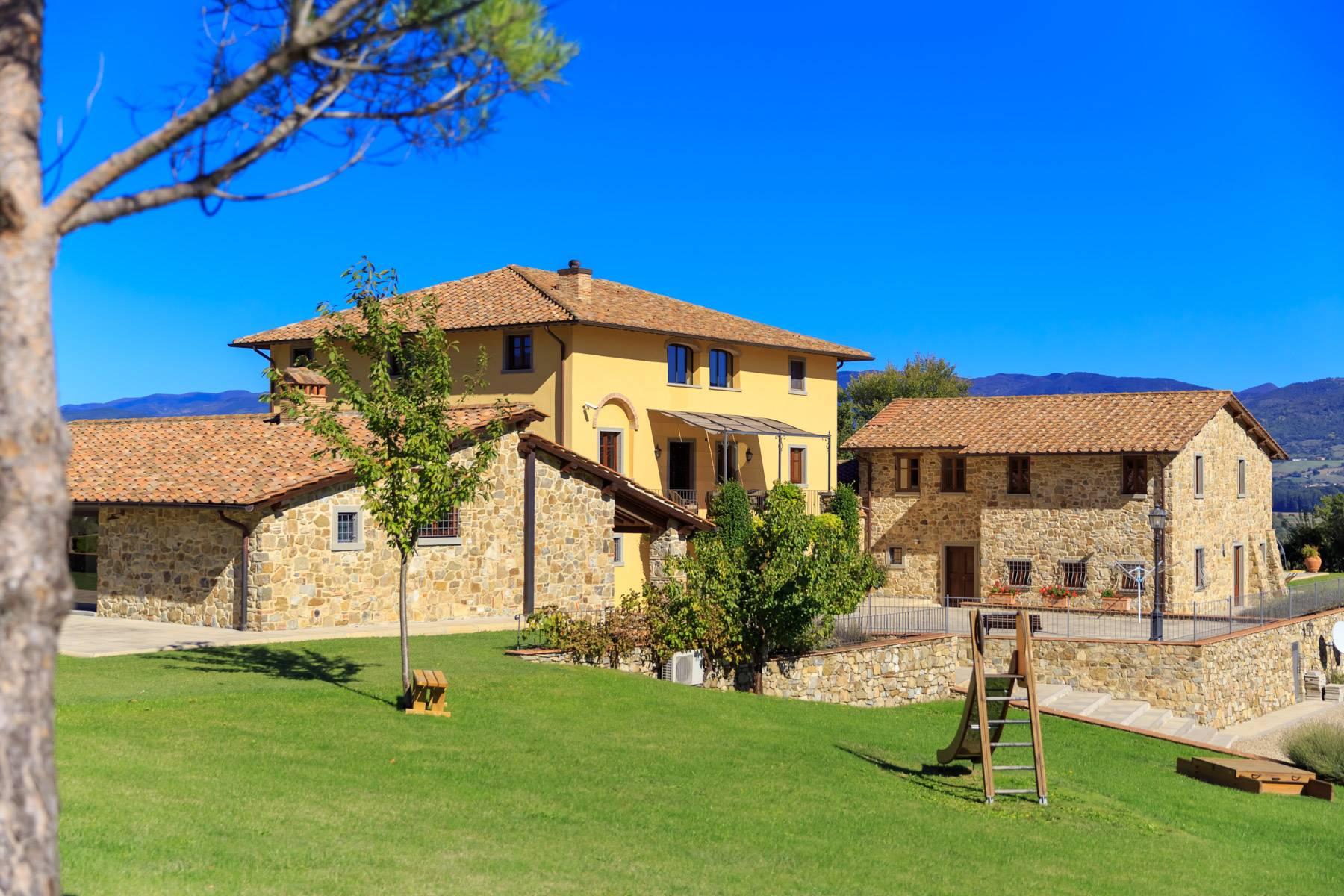 Wunderschöne Villa mit Blick auf das Casentino Tal - 5
