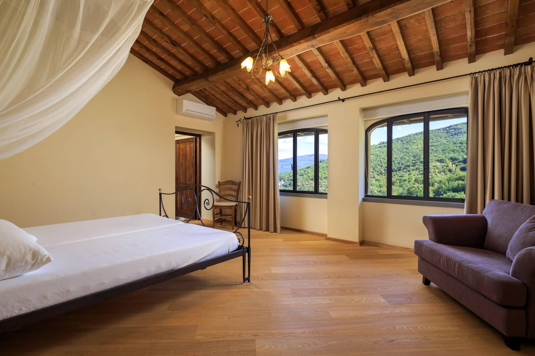 Wunderschöne Villa mit Blick auf das Casentino Tal - 27