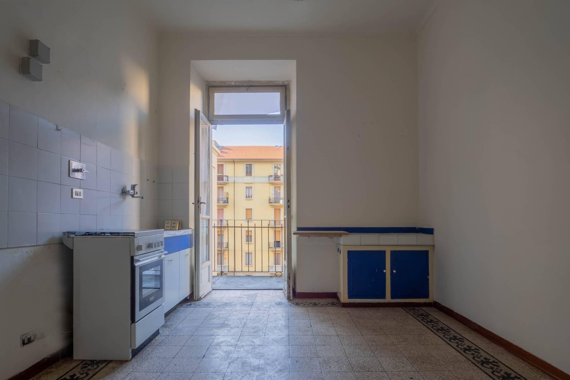 Bright apartment in Corso Francia - 9