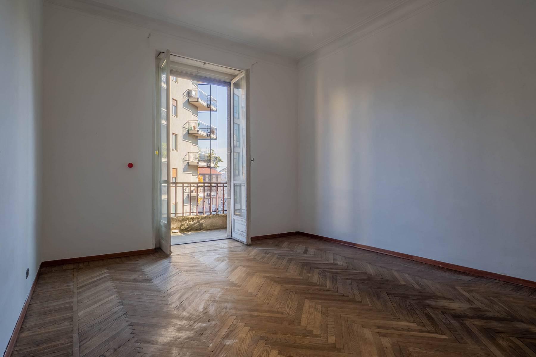 Bright apartment in Corso Francia - 11