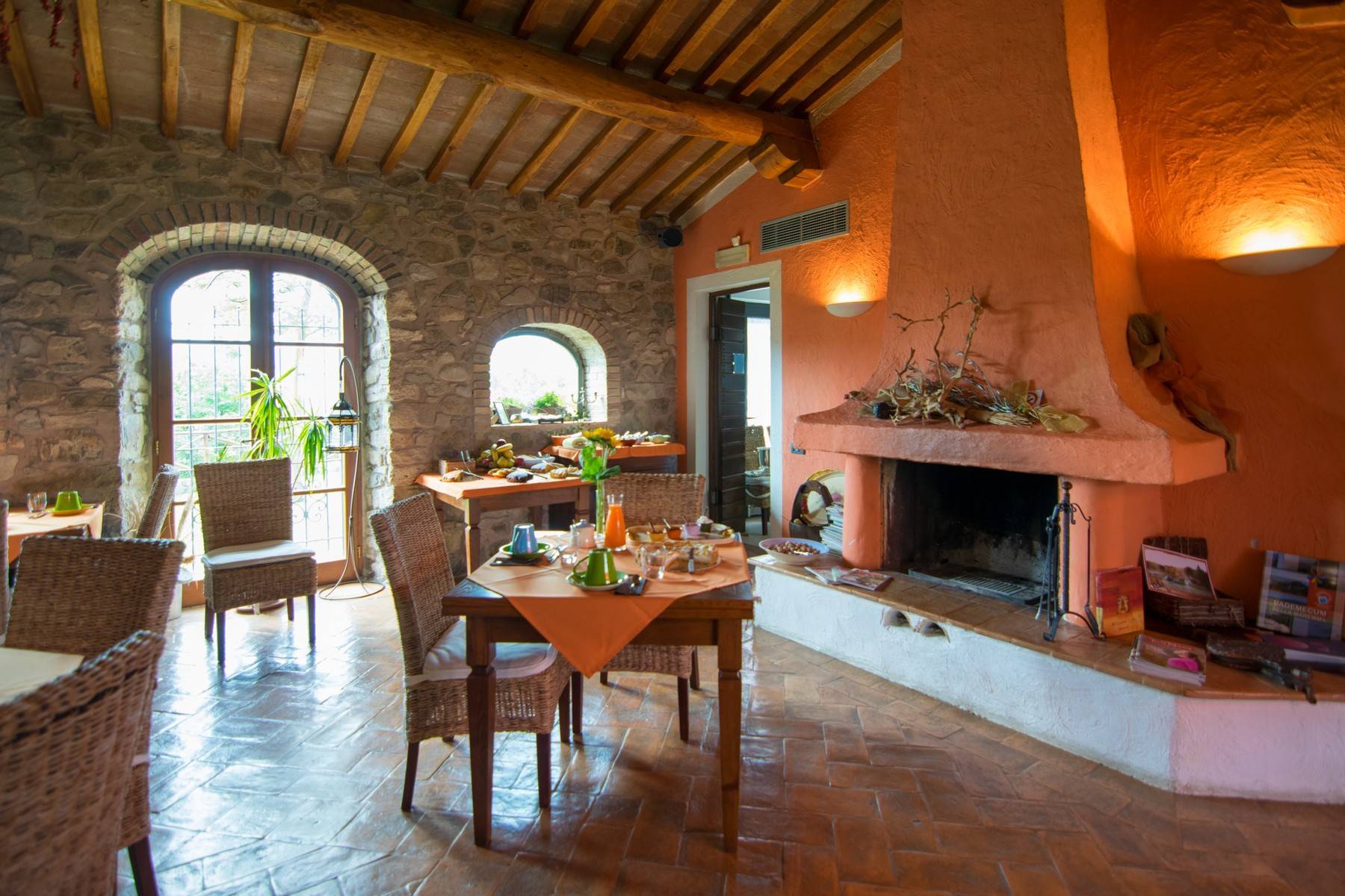 Ein Anwesen auf dem toskanischen Land für diejenigen, die sich ein neues Leben wünschen - 12