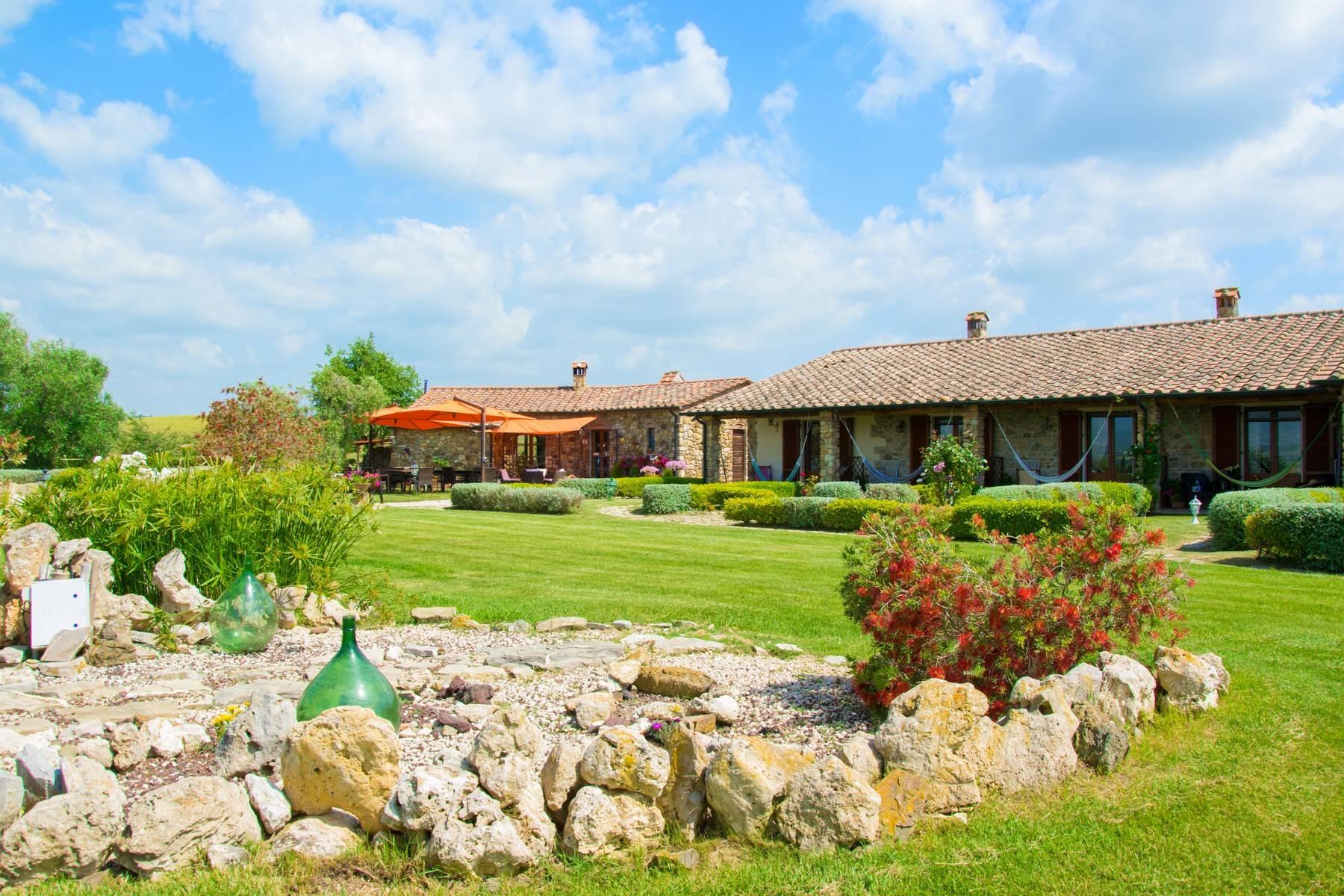A property in the tuscan countryside for those who want to change their life - 2