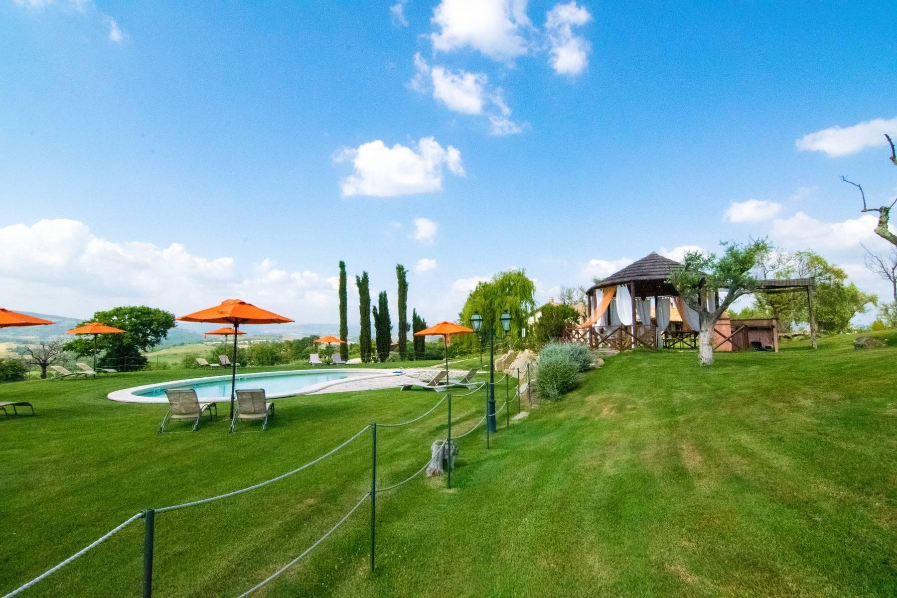 A property in the tuscan countryside for those who want to change their life - 24