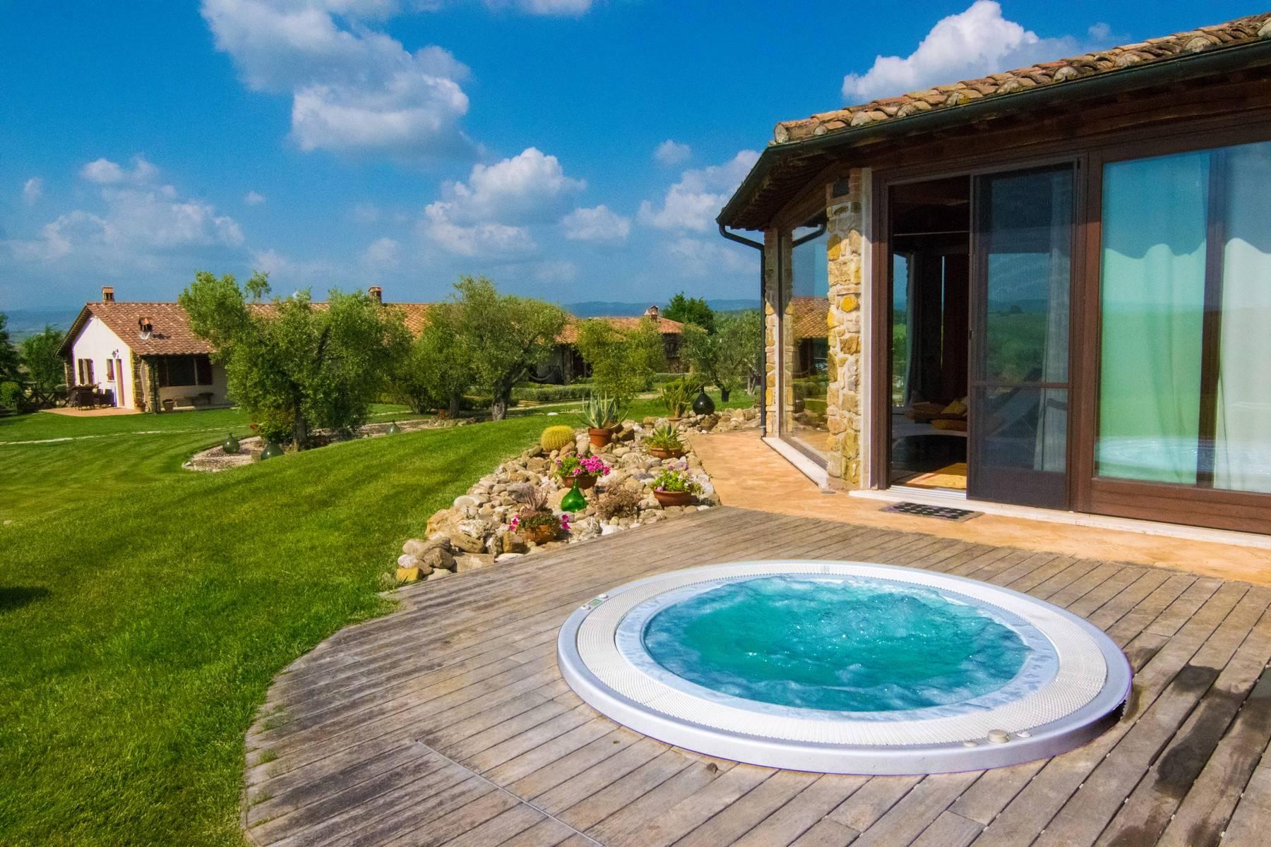 A property in the tuscan countryside for those who want to change their life - 1