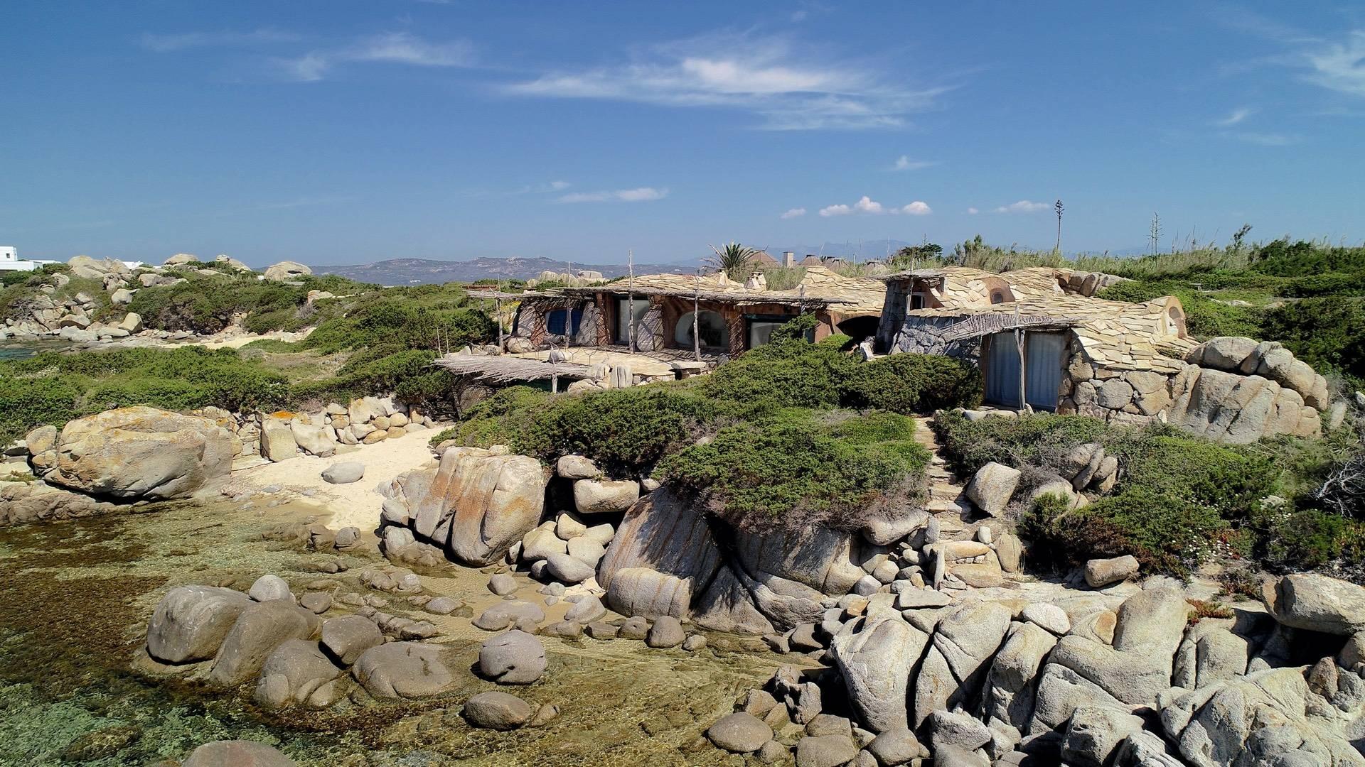 Insel Cavallo, Korsika - Vom Architekten Savin Couelle entworfene Villa am Meer - 2