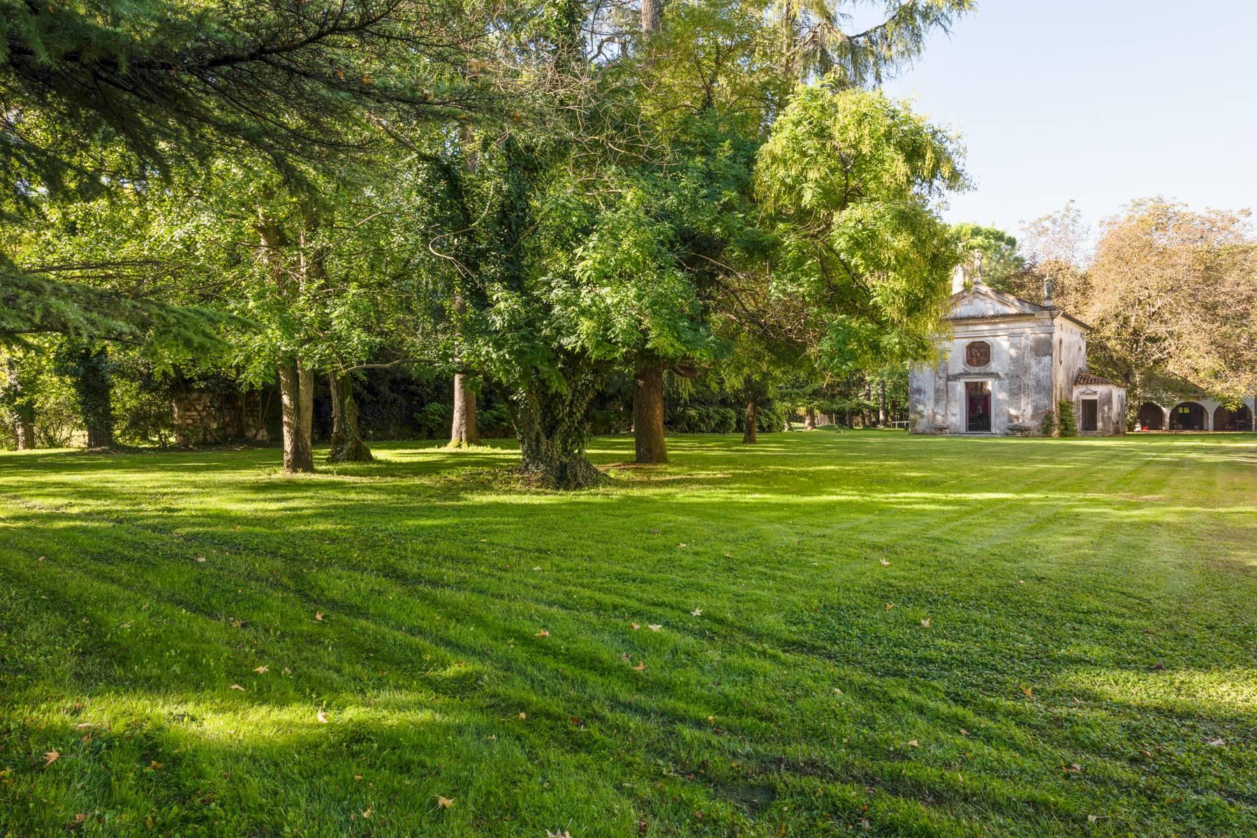 Wunderschöne Villa aus dem 1700 mit mehr als 45 Hektar Land - 20