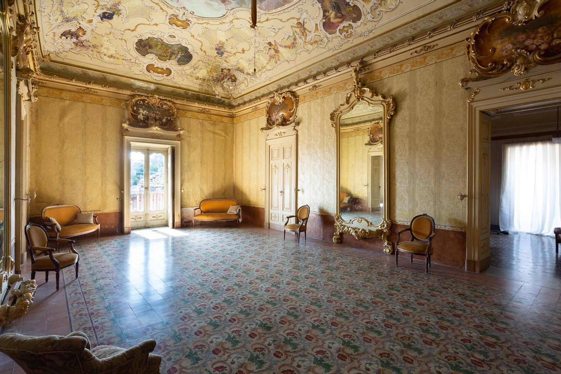 Antiker Palast in Palazzolo Acreide - 3