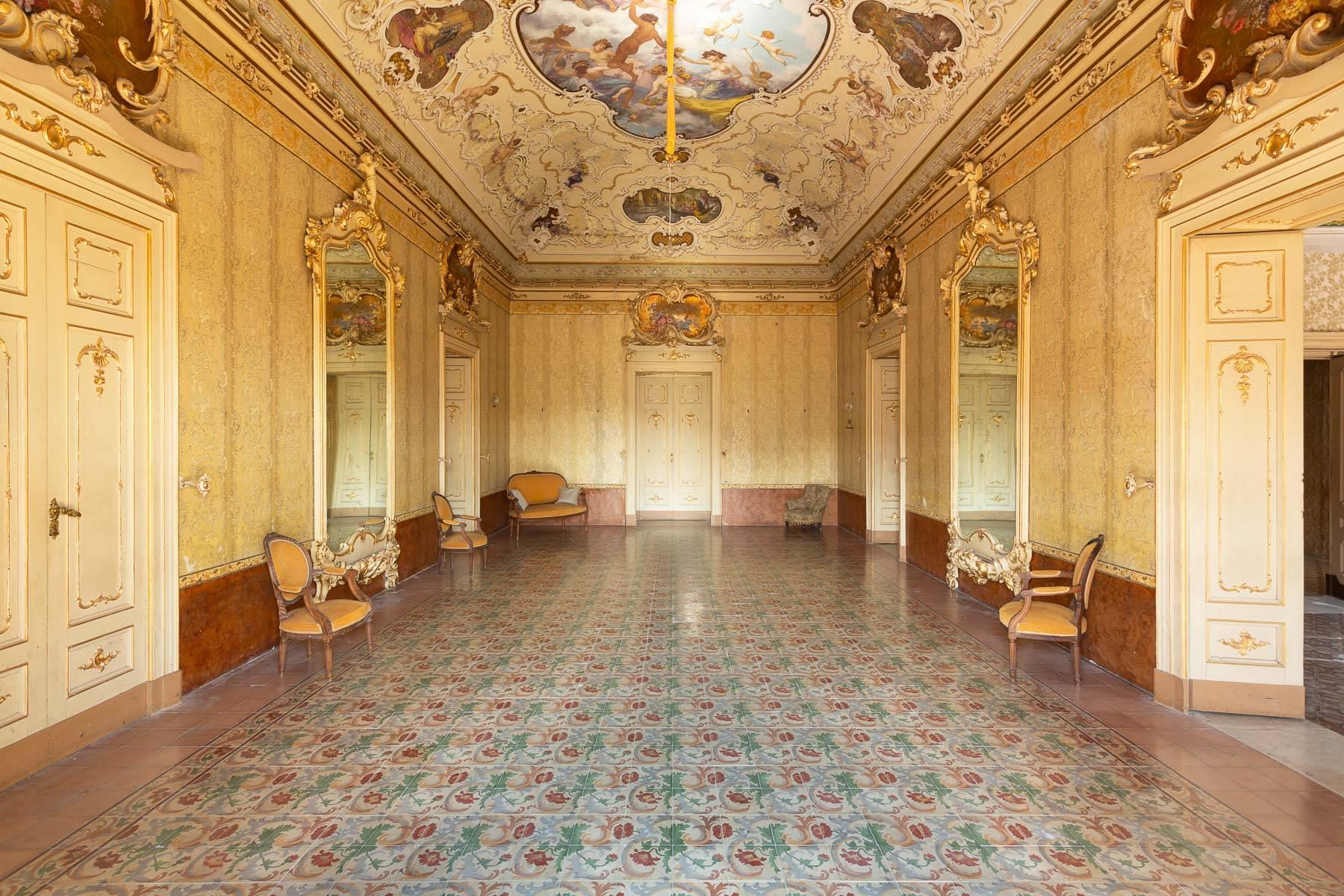 Antiker Palast in Palazzolo Acreide - 1