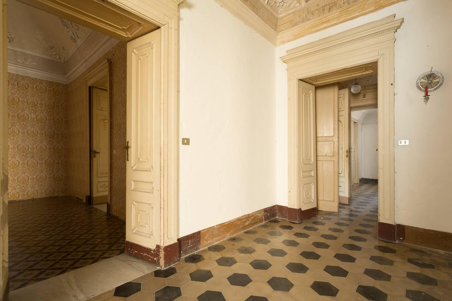 Antiker Palast in Palazzolo Acreide - 7