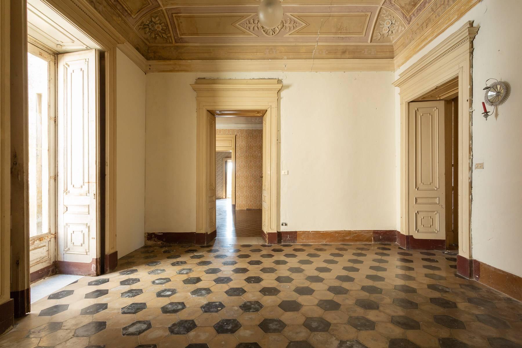 Antiker Palast in Palazzolo Acreide - 27