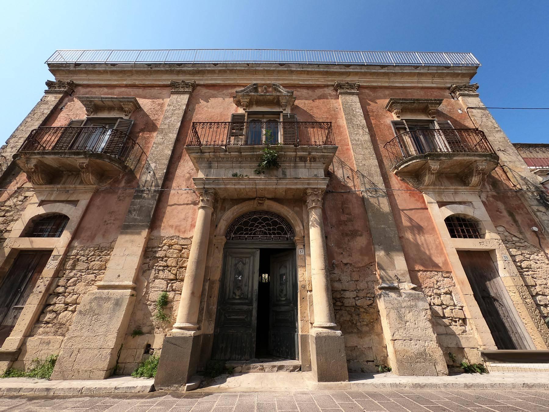 Antiker Palast in Palazzolo Acreide - 31
