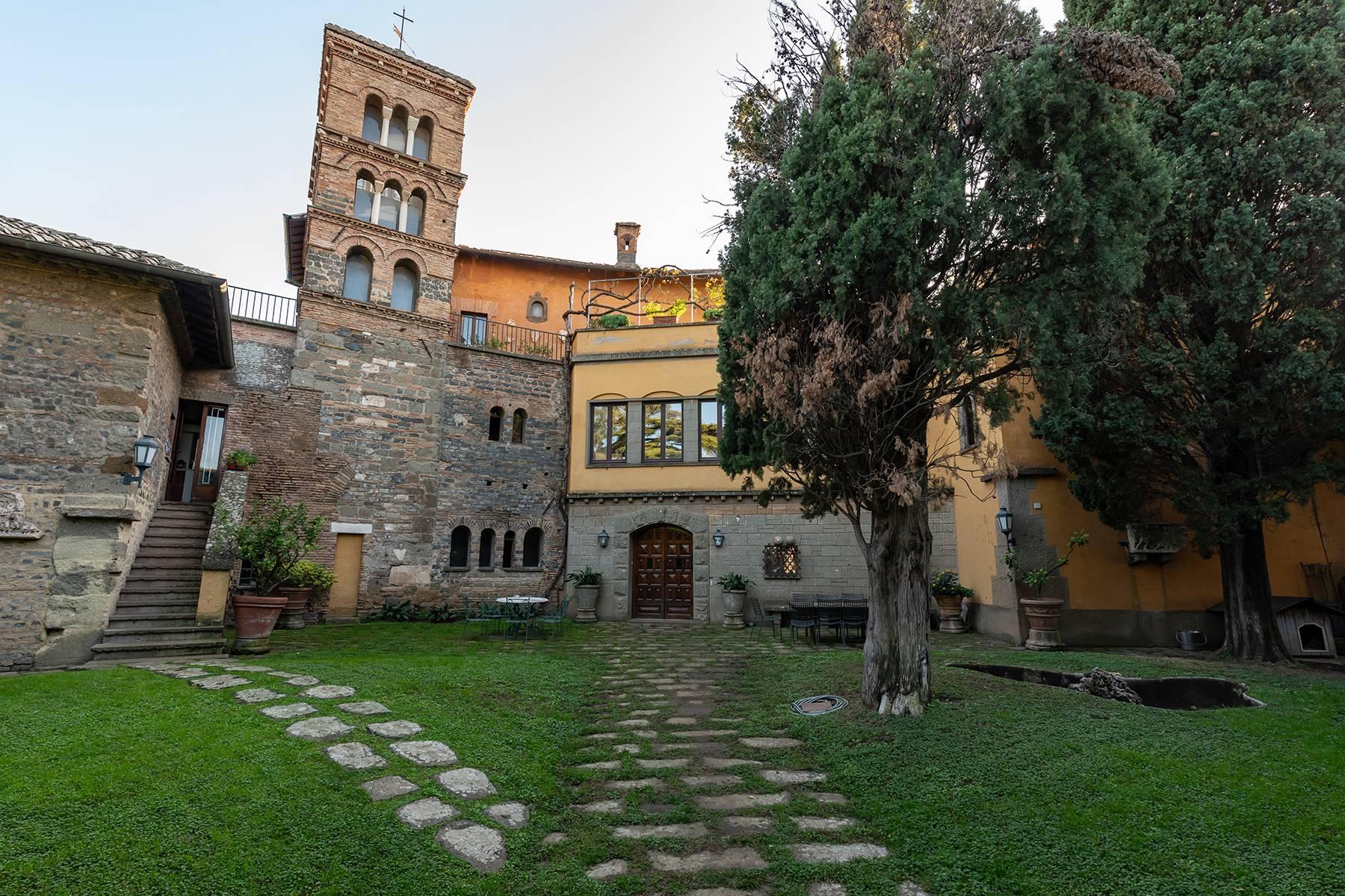 Unique 13th century mansion near Rome. - 18