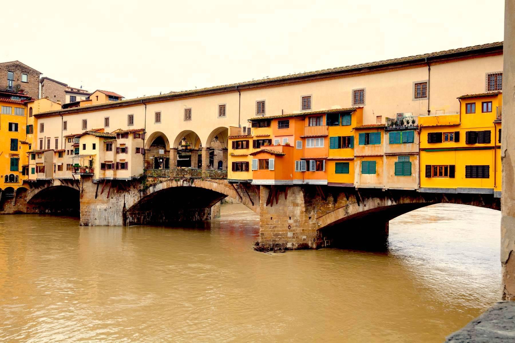 Grande appartamento in palazzo storico sul Ponte Vecchio - 19