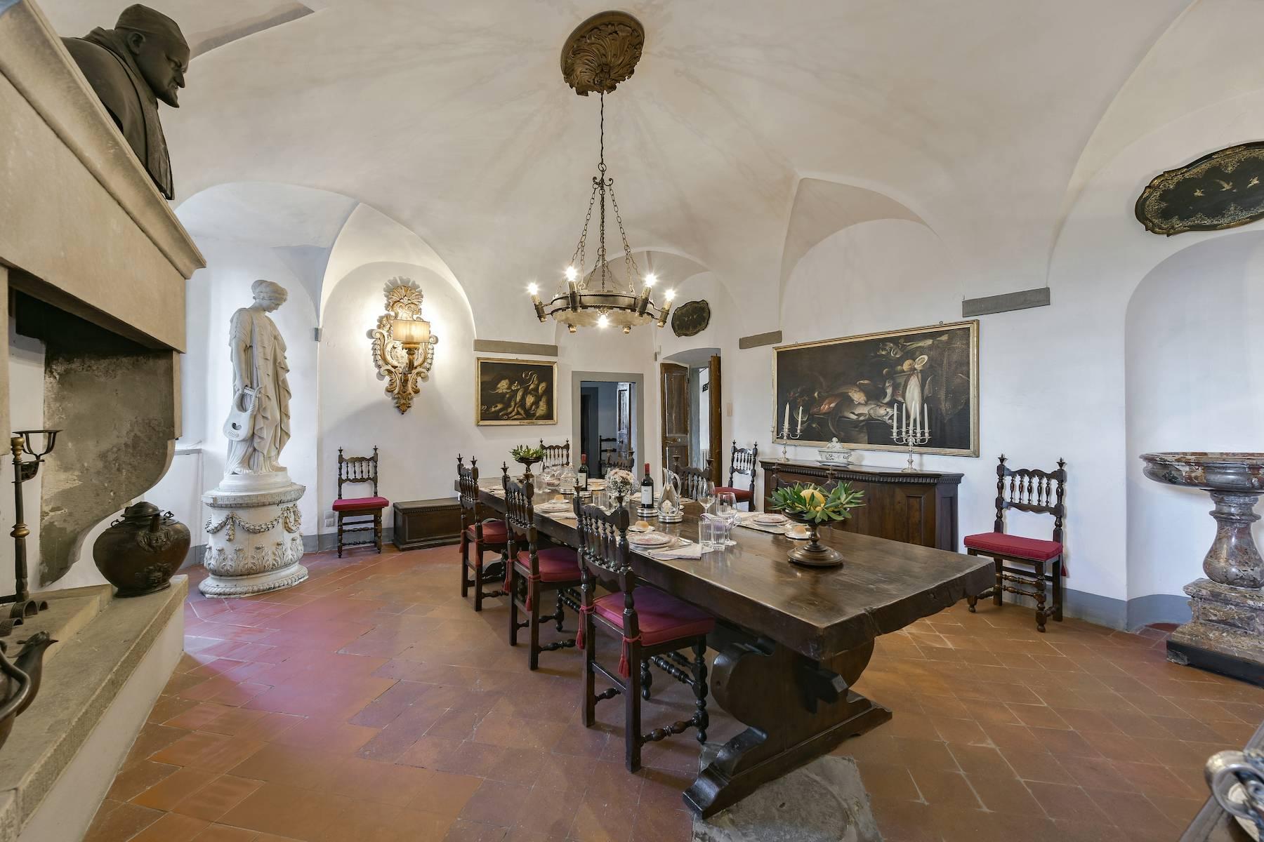 Majestueuse villa historique au coeur de la Toscane - 11