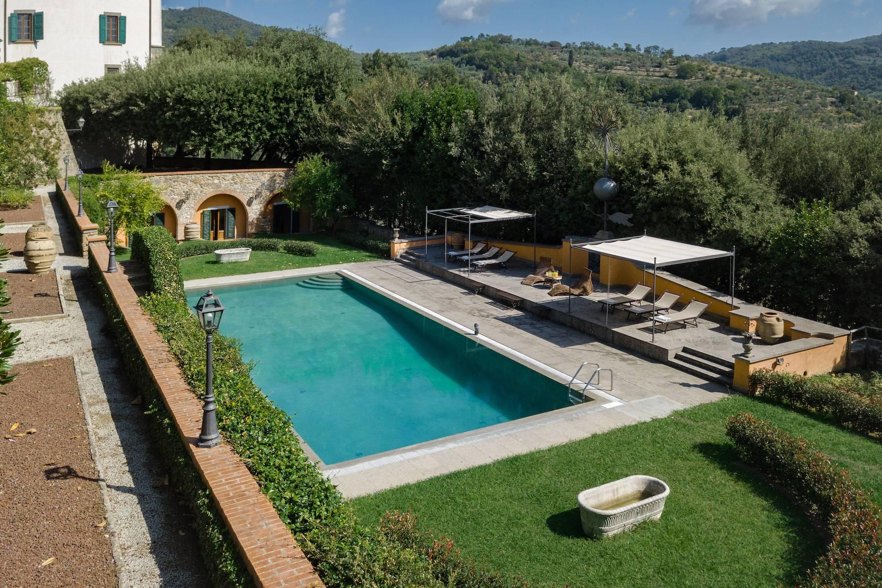 Majestic historical villa in the heart of Tuscany - 21