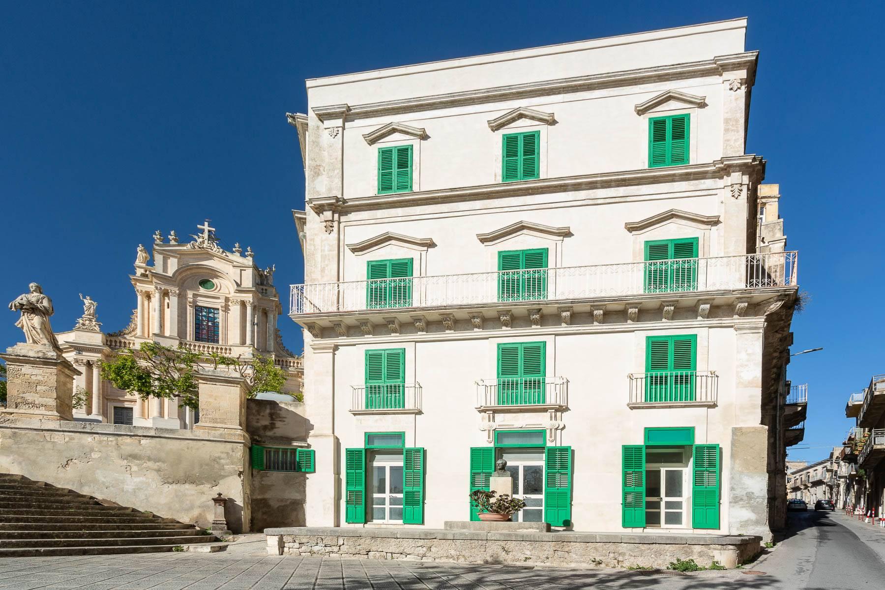 Historical Palace in Modica - 3