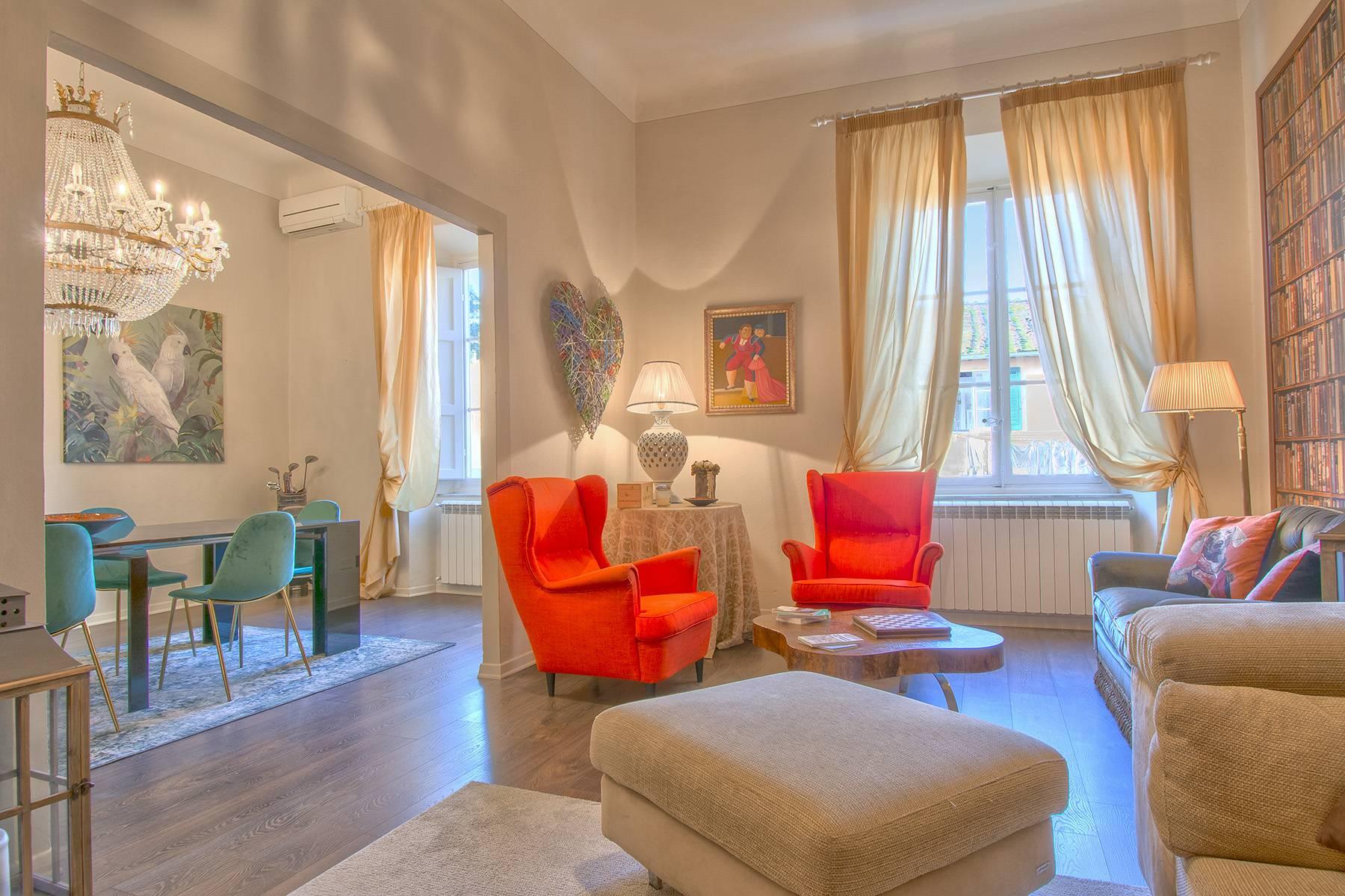 Charming luxury apartment in a noble palace of Lucca - 1