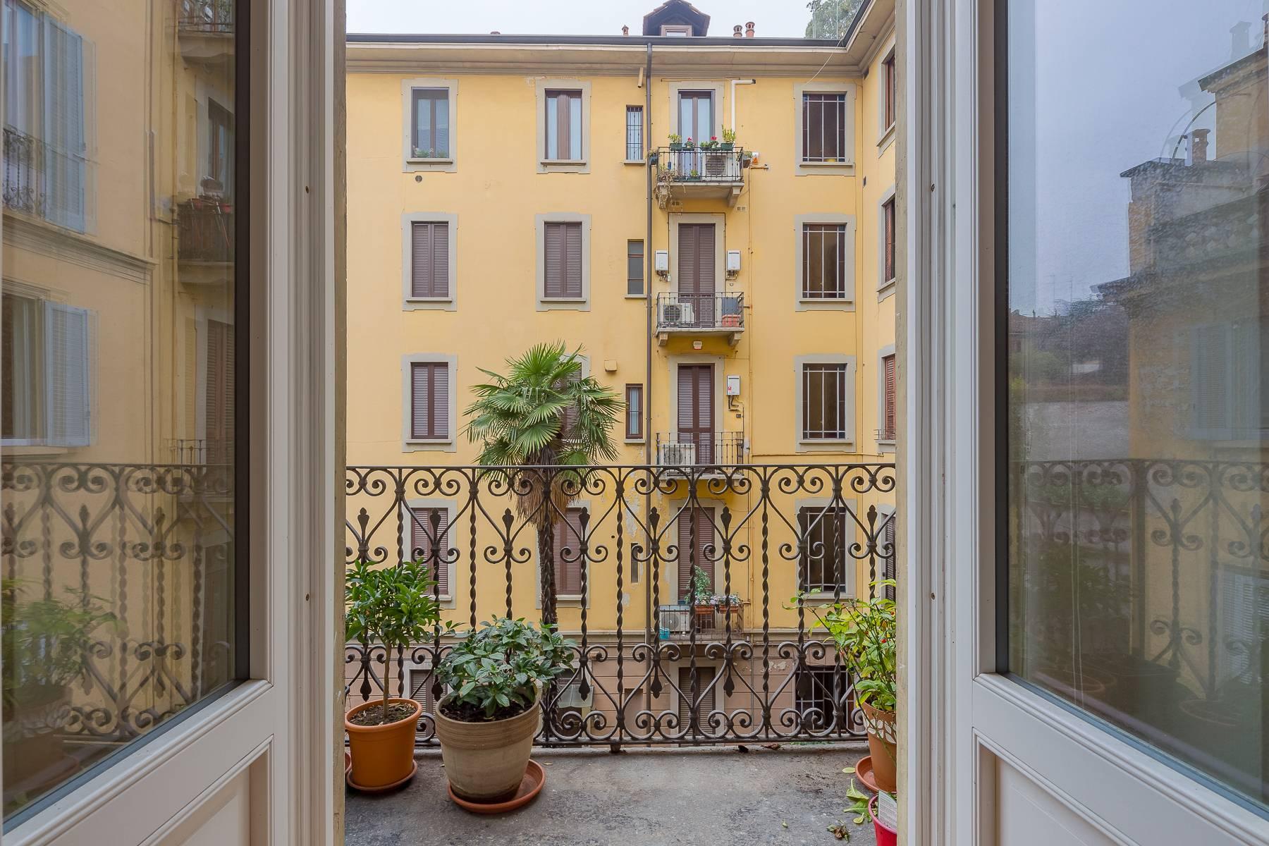 Splendide appartement complètement rénové situé Via Ruffini - 15