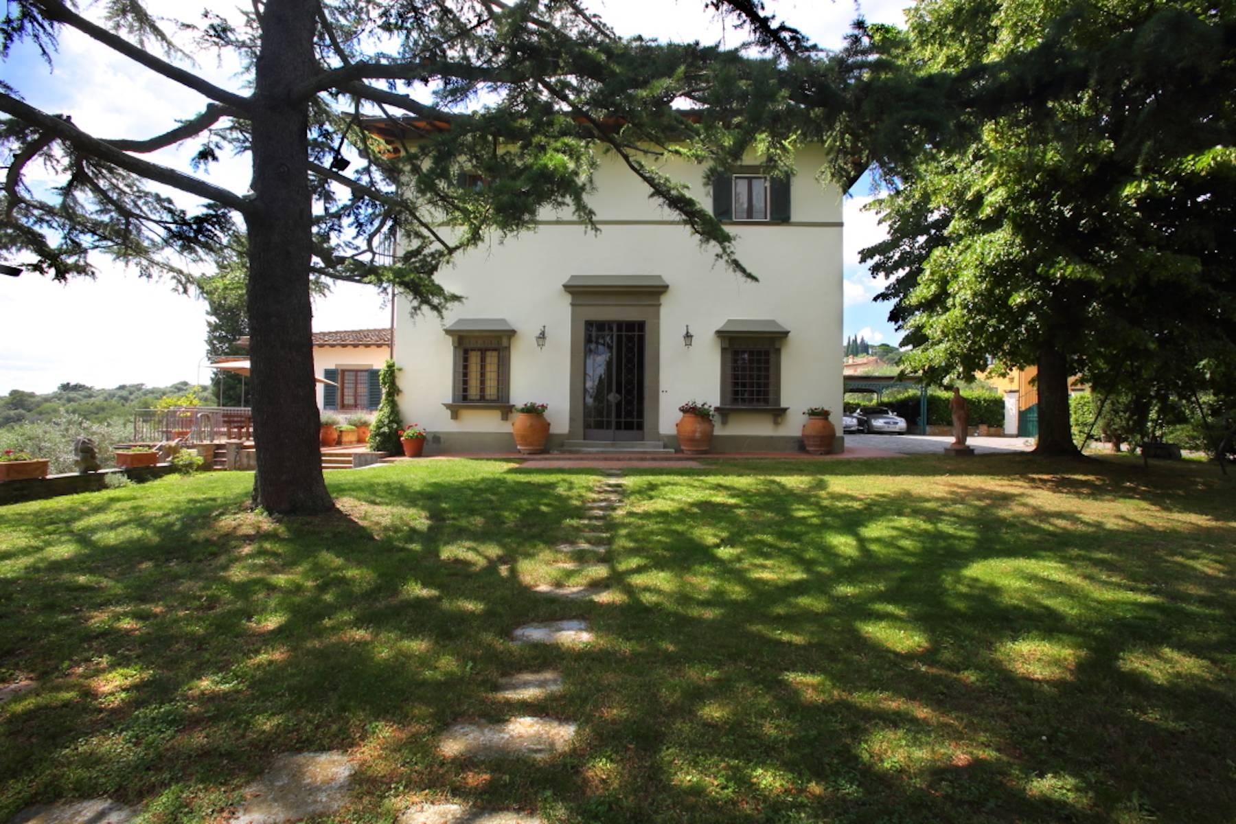 Porzione di Villa Storica sulle Colline Fiorentine - 2