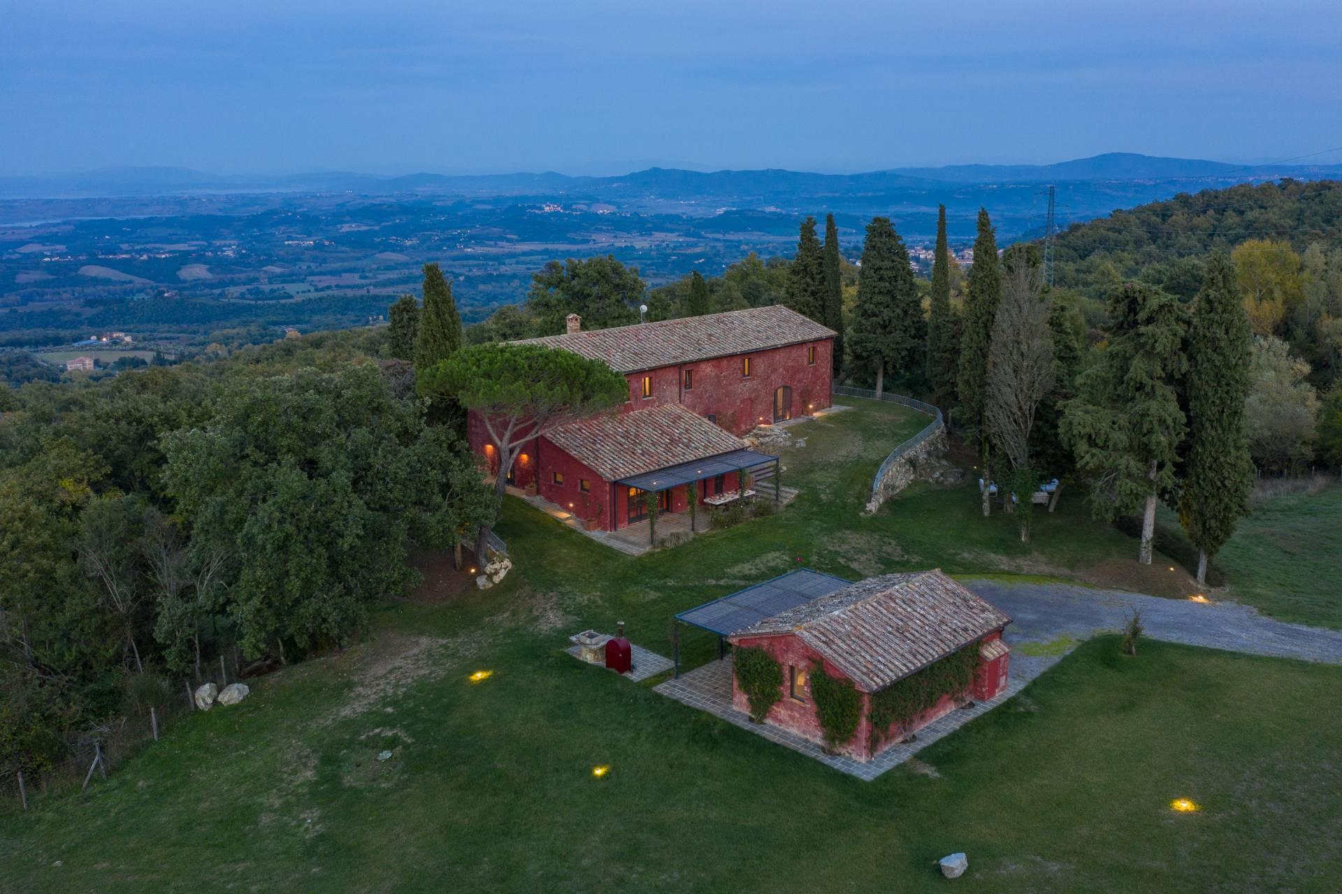 Enchanting, panoramic country house between the Val d'Orcia and Val di Chiana - 30