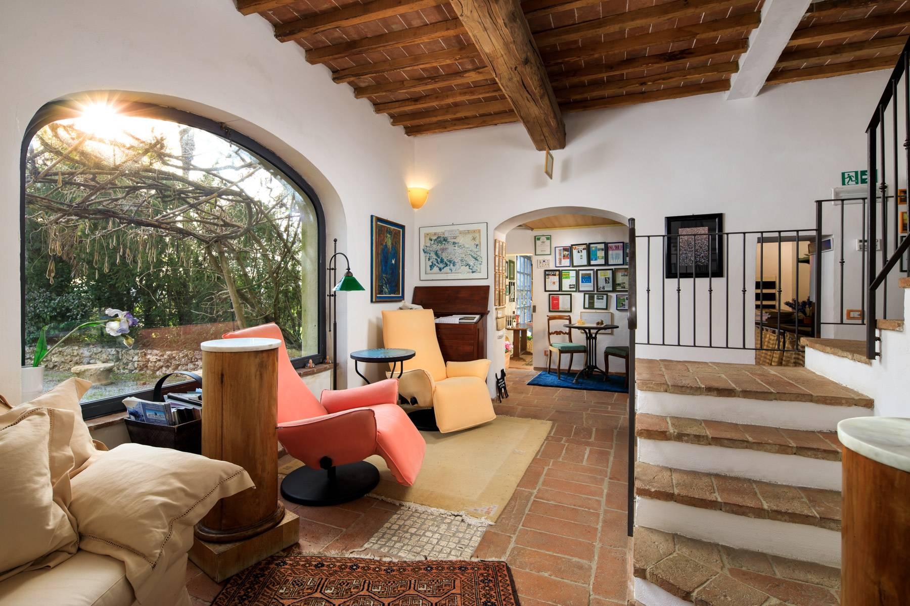 Enchanting farmhouse with agriturismo on the outskirts of Siena - 16