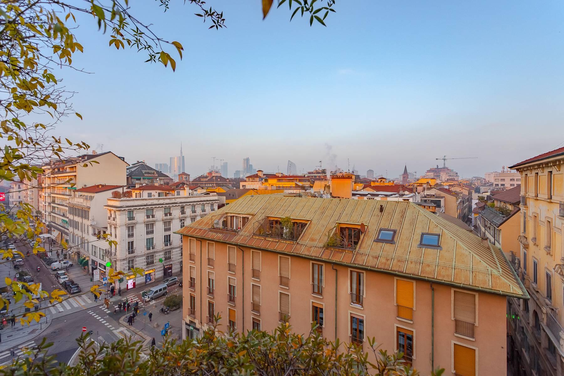 Penthouse of great value in the heart of Brera - 22