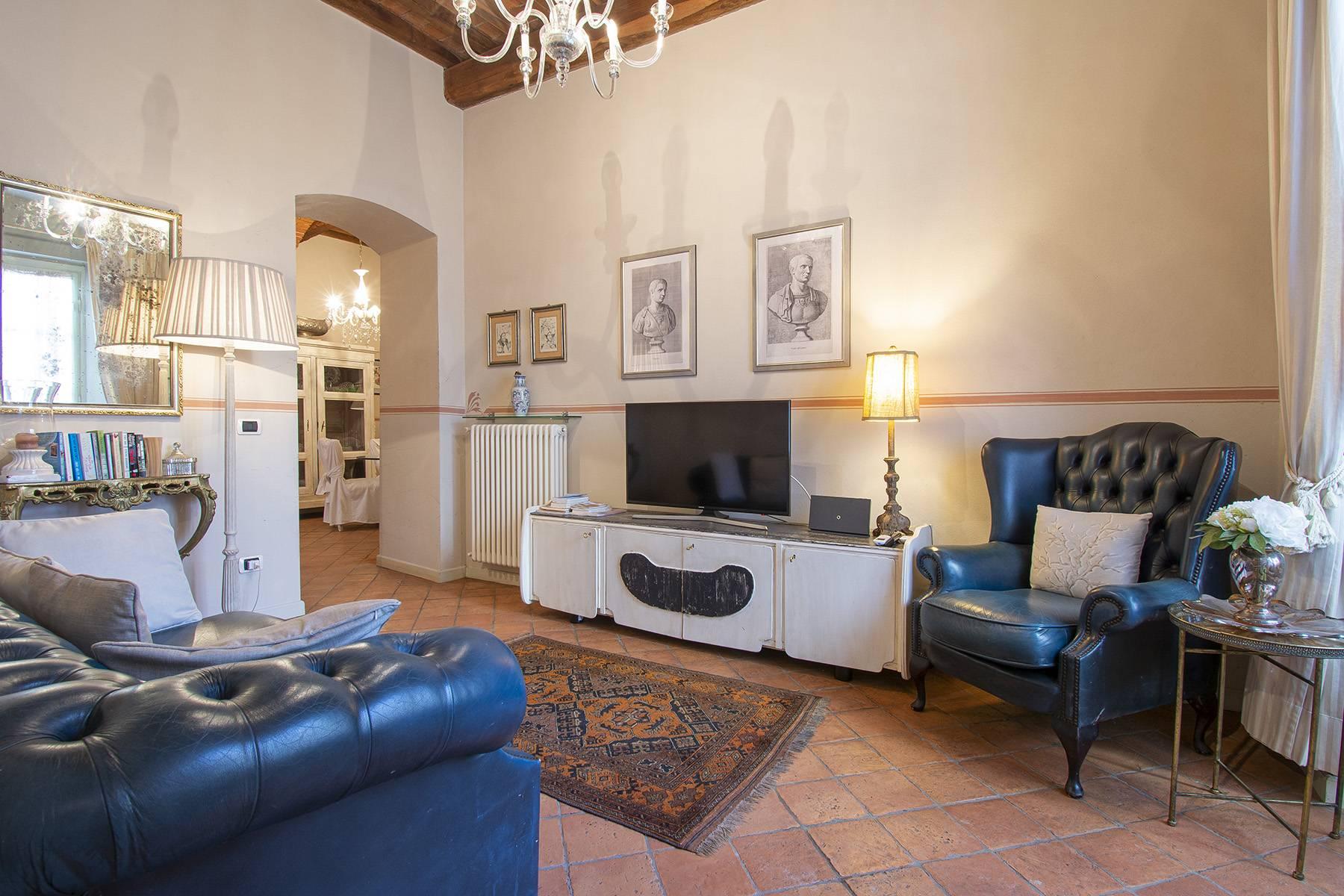 Luxury apartment in the historic center of Lucca - 2