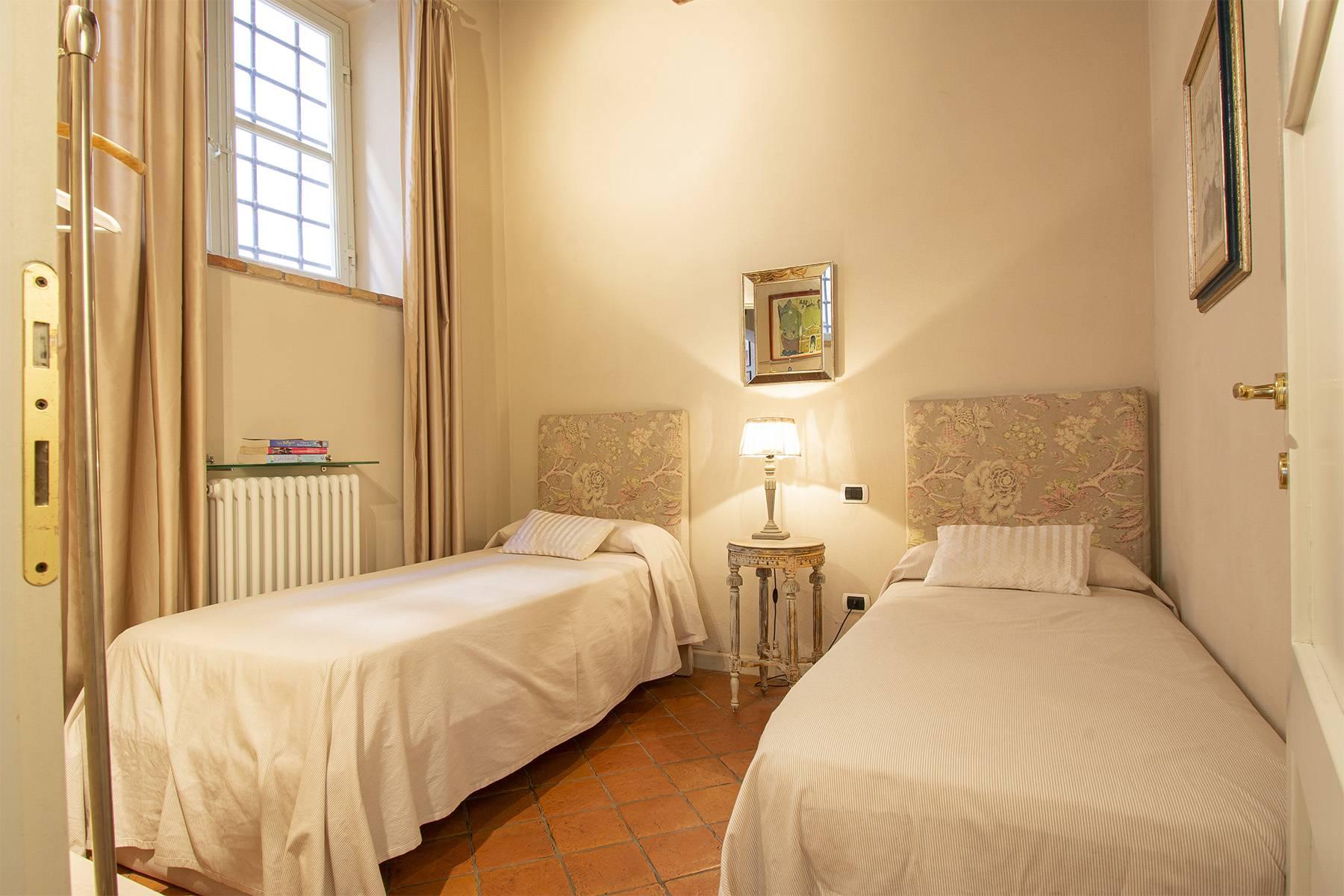 Luxury apartment in the historic center of Lucca - 8