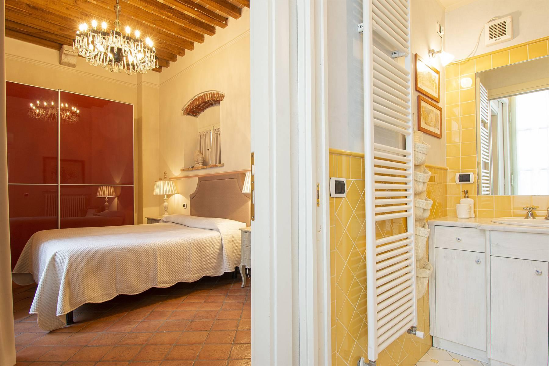 Luxury apartment in the historic center of Lucca - 11