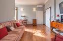 Luminoso ed elegante appartamento in zona Repubblica, in vendita, Milano | Sotheby’s Realty Italy - 2