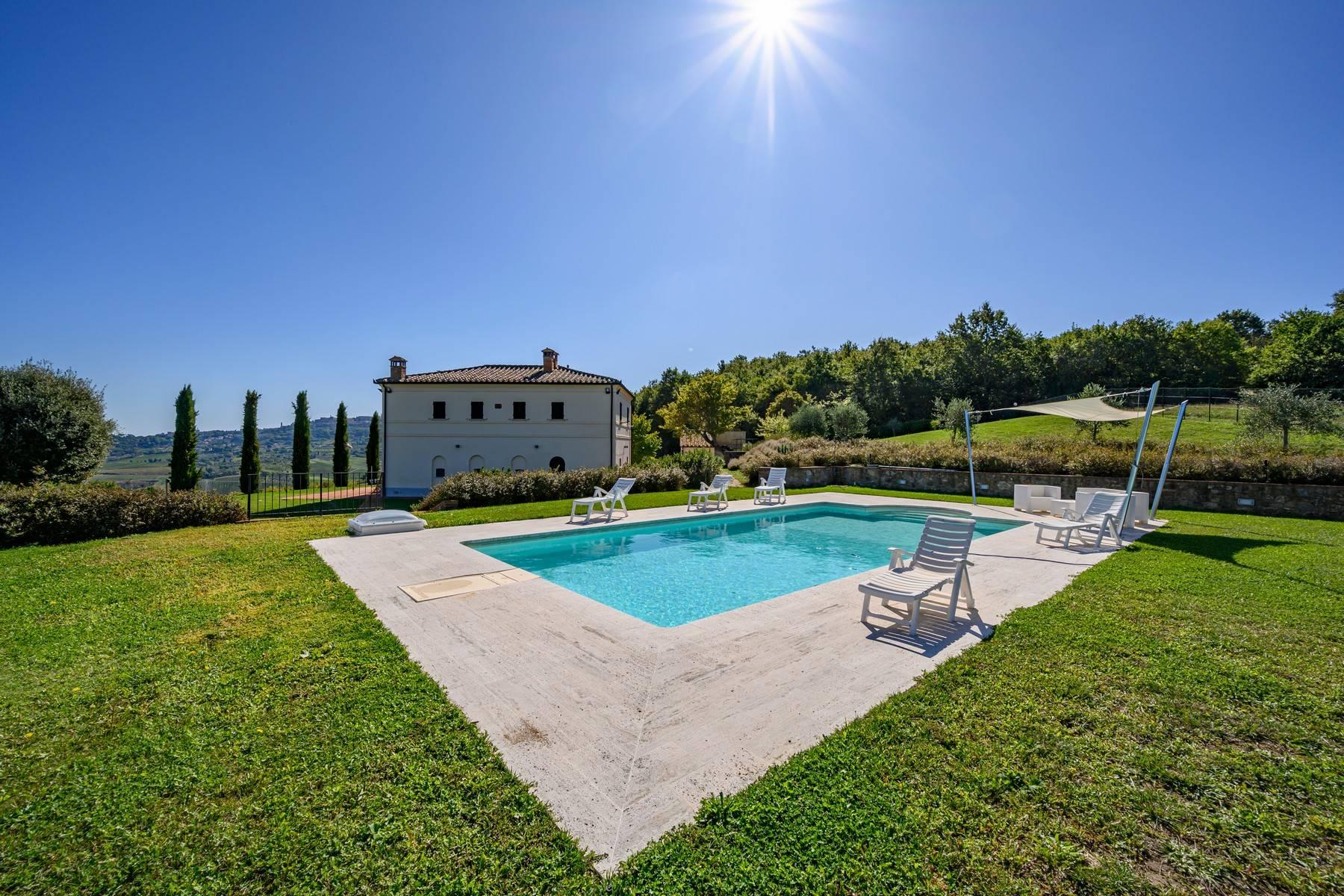 Elegant country house with a picturesque panorama and pool - 1