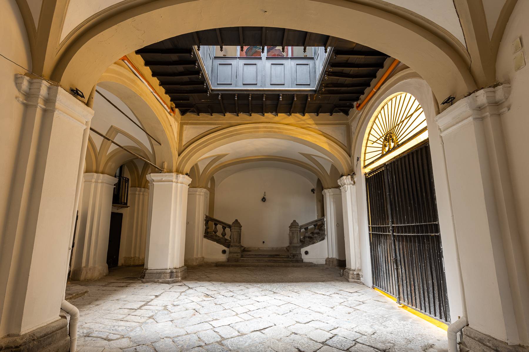 Piano nobile in centro storico a Palermo - 5
