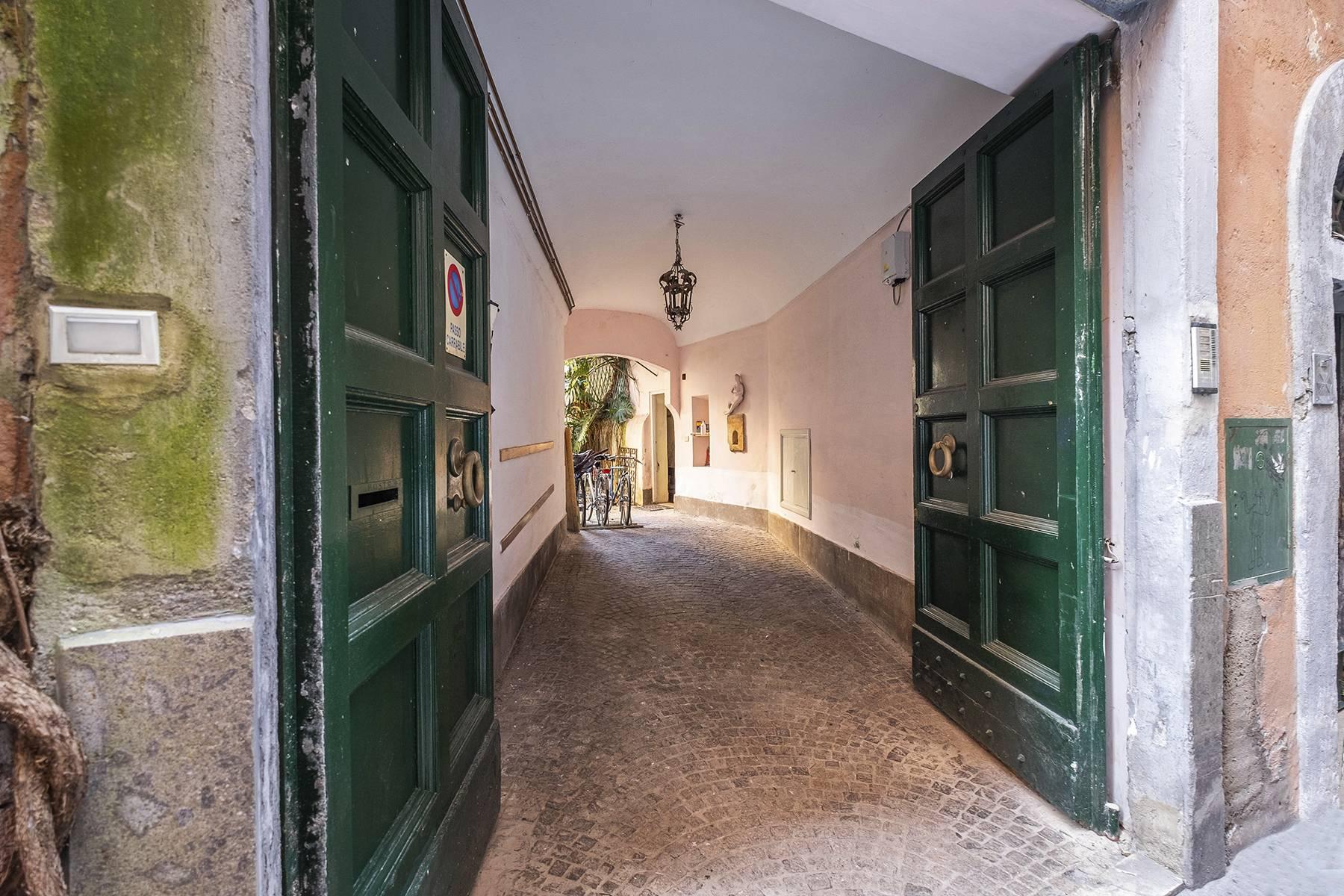 Charming property a stone's throw from the Spanish Steps - 20