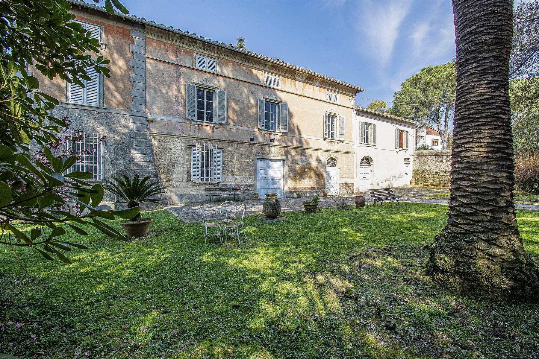 Romantische Villa auf den Hügeln zwischen Pisa und Lucca - 1