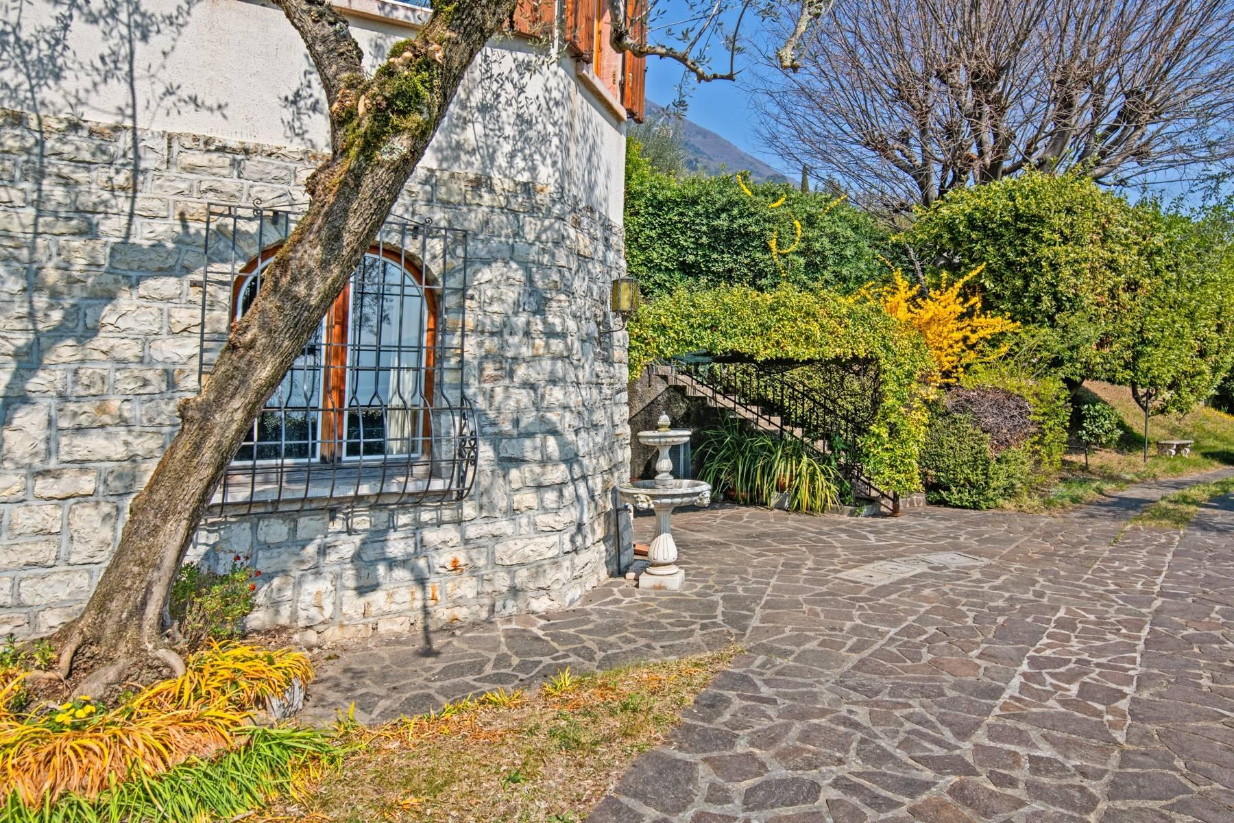 Villa in Gargnano inmitten der Olivenbäume vom Gardasee mit herrlichem Seeblick - 13