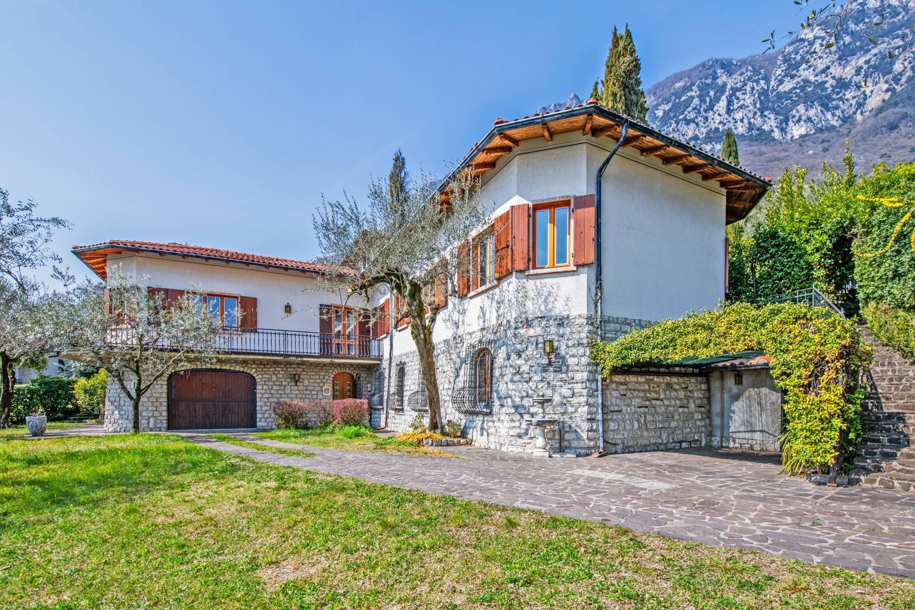 Villa in Gargnano inmitten der Olivenbäume vom Gardasee mit herrlichem Seeblick - 14