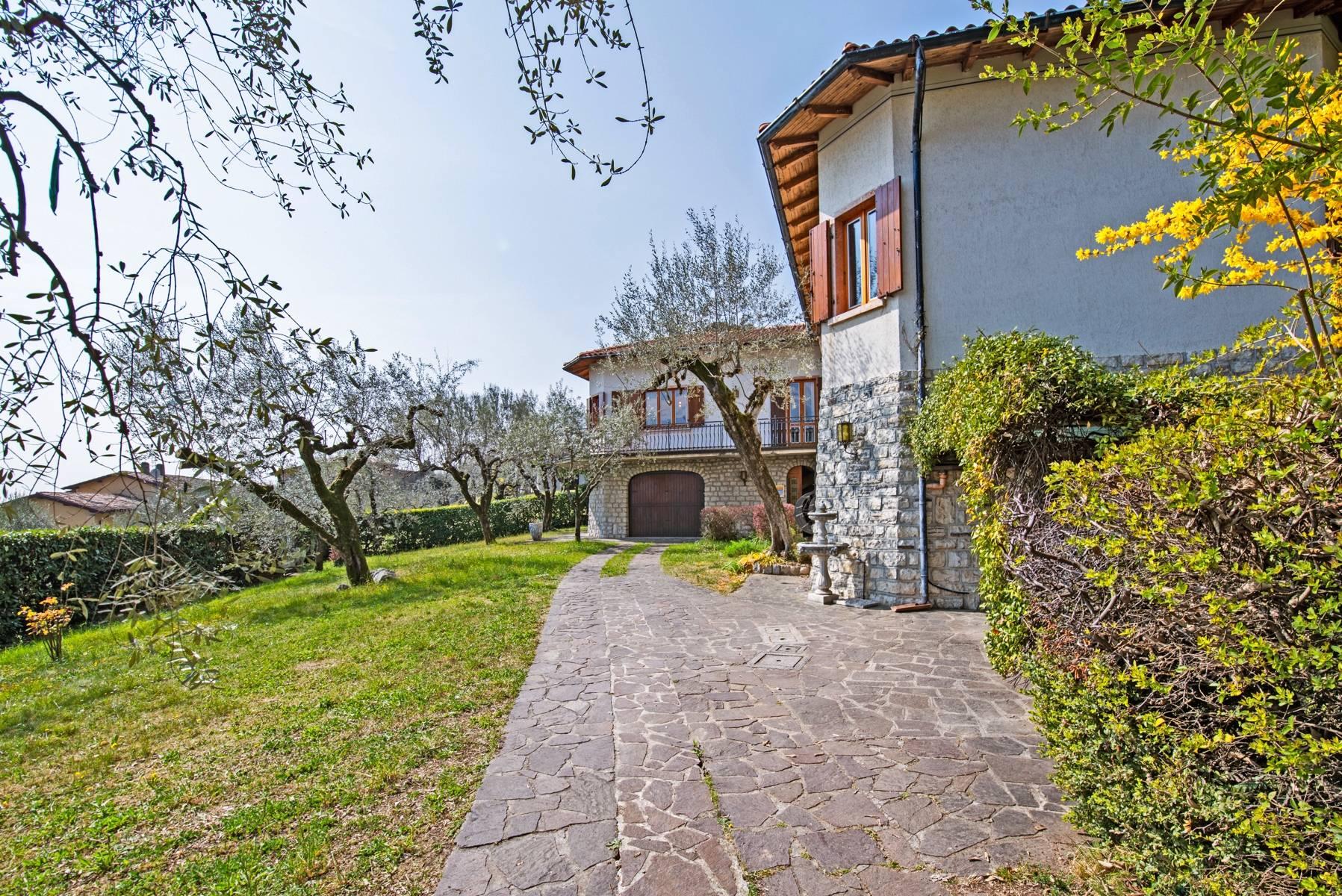 Villa in Gargnano inmitten der Olivenbäume vom Gardasee mit herrlichem Seeblick - 33