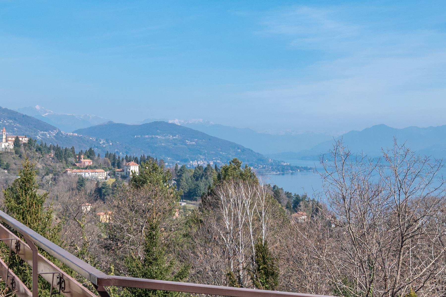 Villa auf dem Hügeln mit Blick auf dem Lago Maggiore - 2