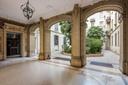 Attico di charme con terrazzino a tasca in splendido palazzo d'epoca, in vendita, Milano | Sotheby’s Realty Italy - 22