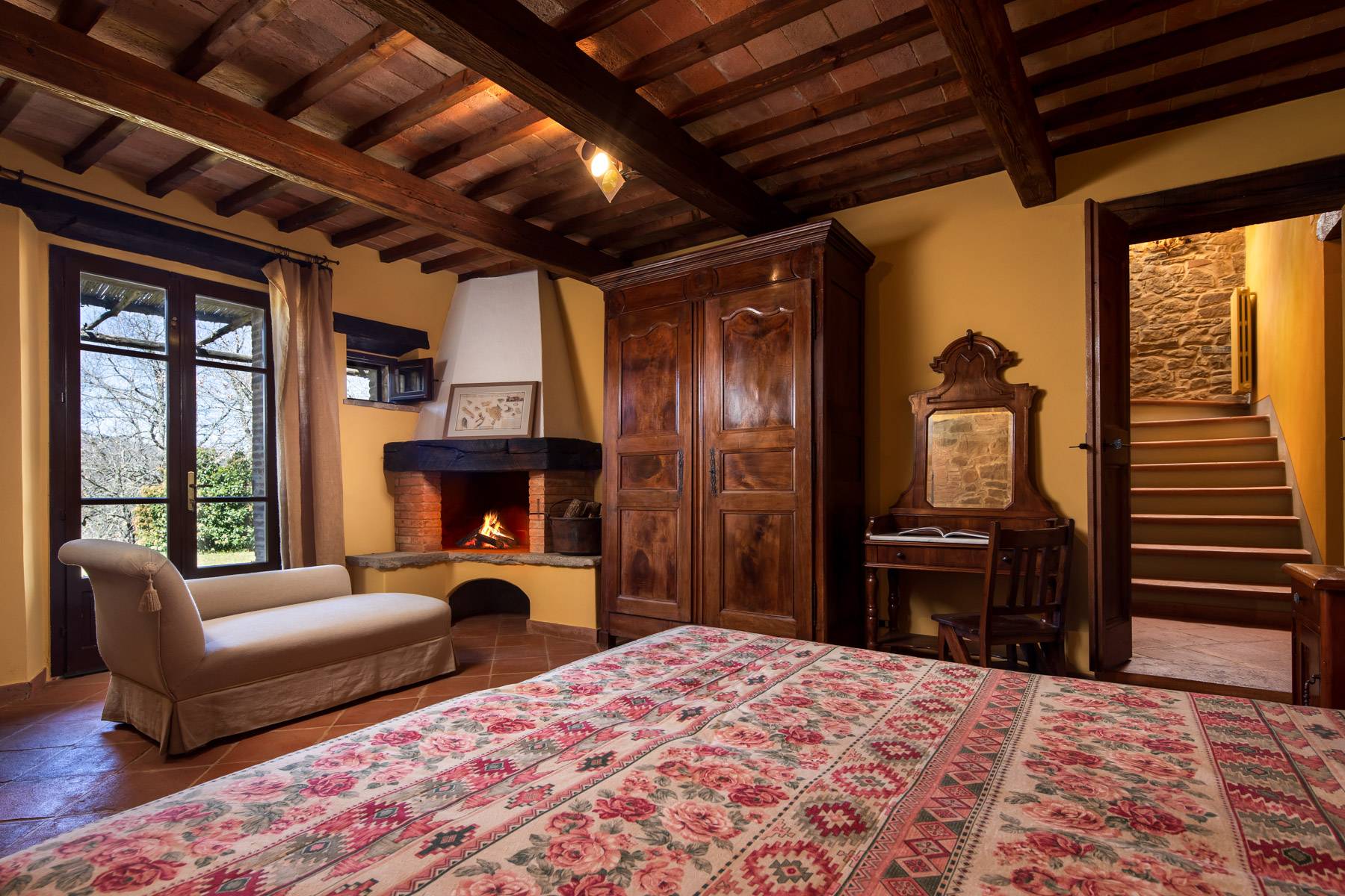 Magnificent cottage in the countryside of Arezzo - 17