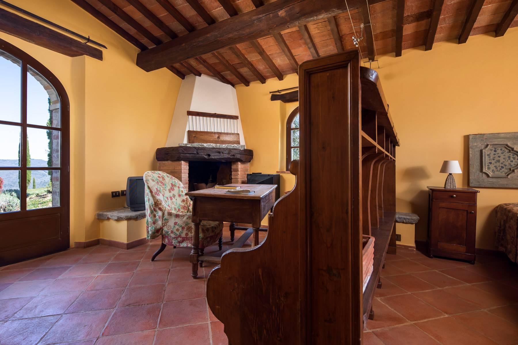 Magnificent cottage in the countryside of Arezzo - 14