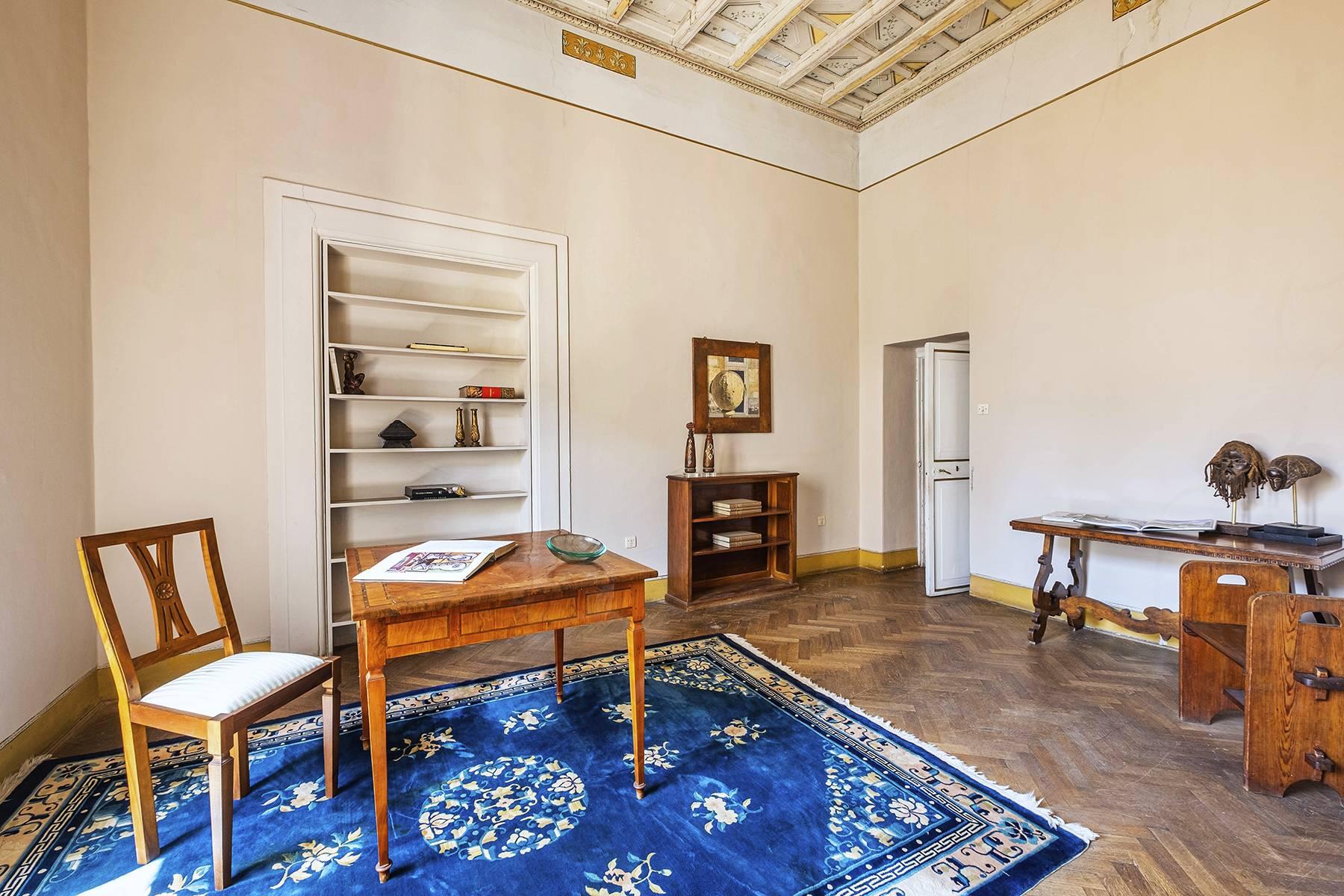Magnificent apartment in historical property - 19