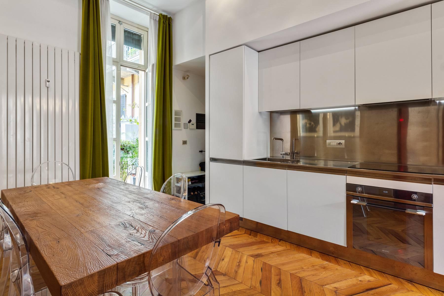 Charming apartment In the heart of the Cit Turin neighborhood - 4